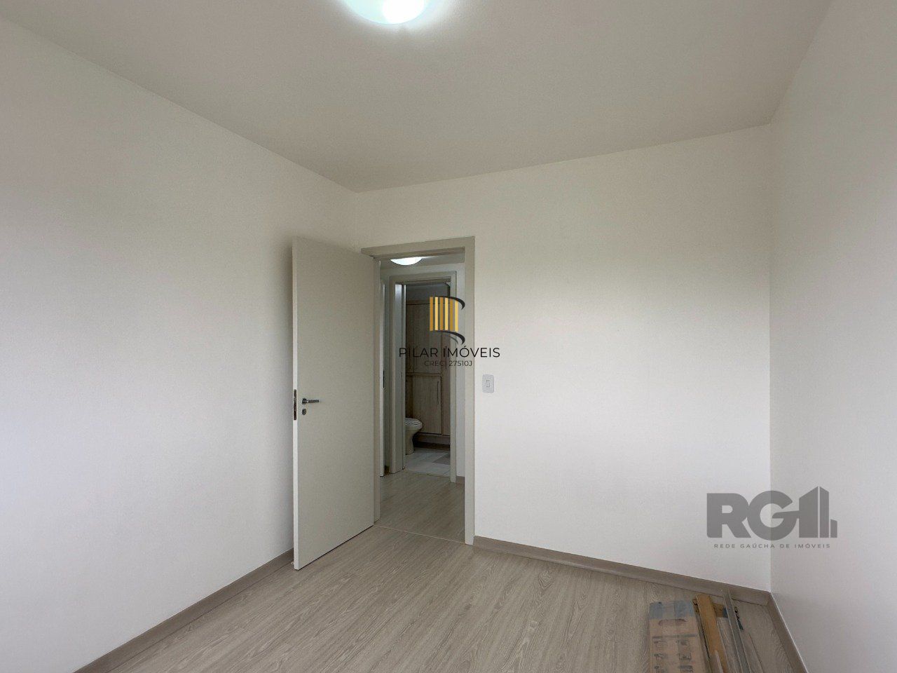 OPORTUNIDADE: APARTAMENTO 3 DORMITÓRIOS COM SUÍTE E VAGA DE GARAGEM NO MENINO DEUS
