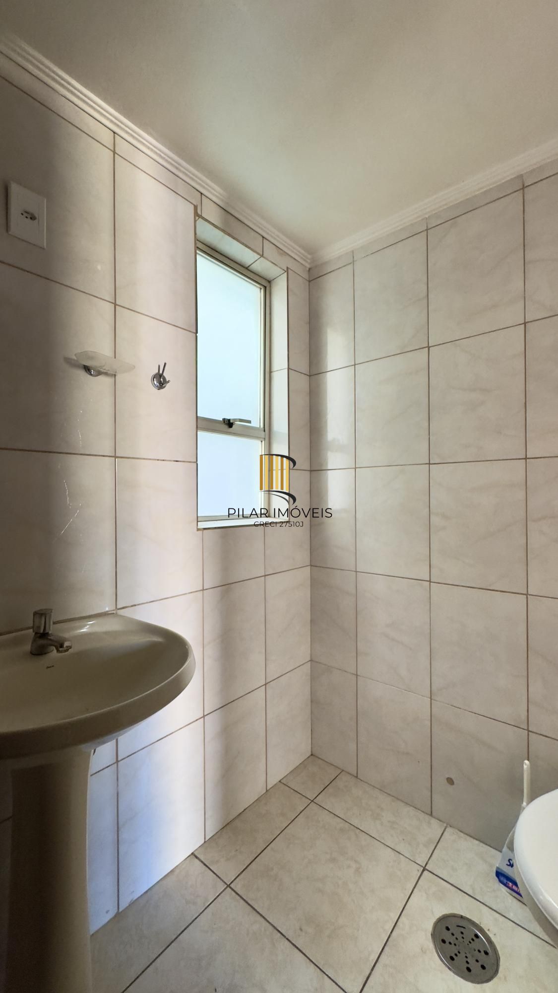 Studio de 37m², com vista definida e cozinha separada próximo à Santa Casa