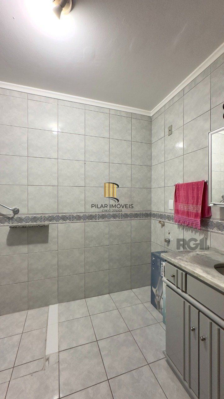 APARTAMENTO 3 DORMITÓRIOS, DE FRENTE E REFORMADO, NO CENTRO HISTÓRICO