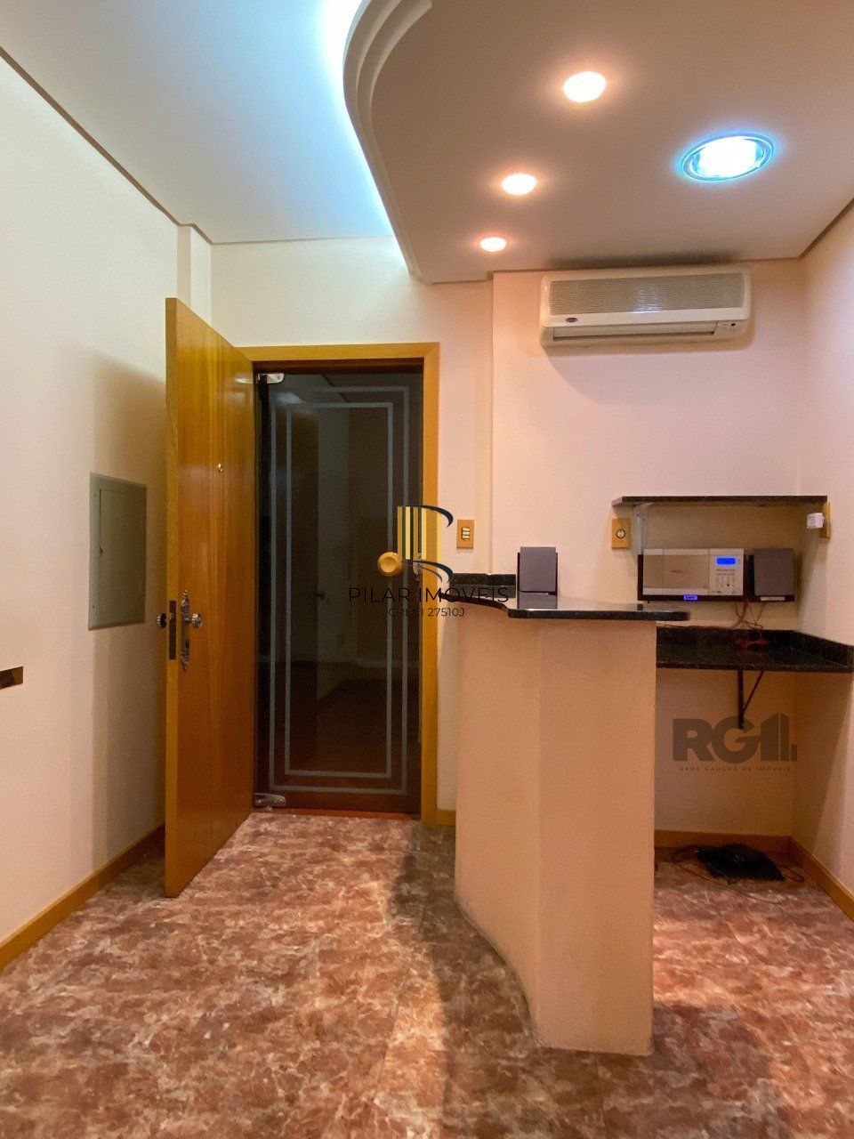 APARTAMENTO DE FRENTE  PRONTO PARA USO - CENTRO HISTÓRICO