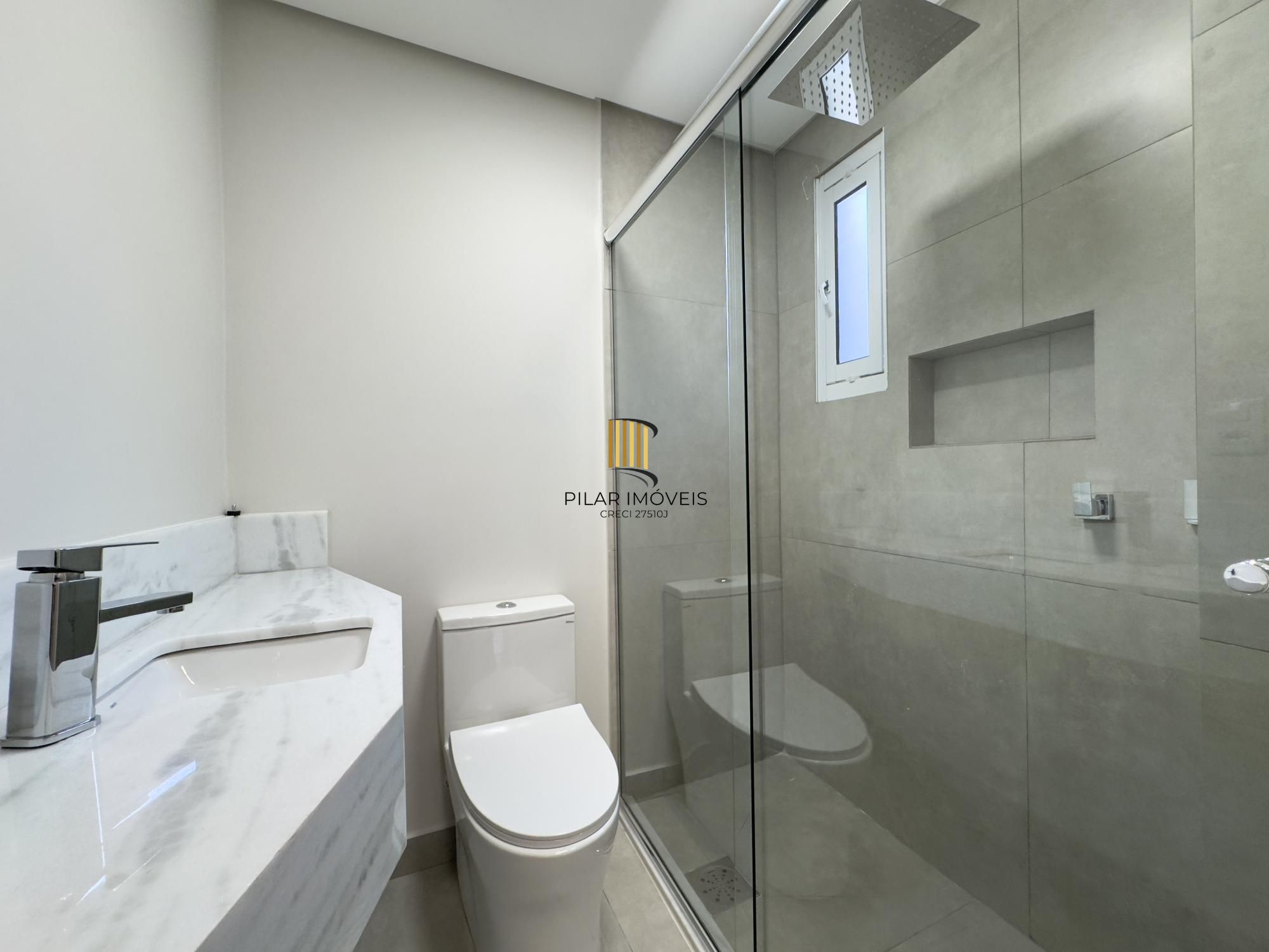 Apartamento reformado de 103m², 3 dormitórios, sendo 1 suíte no Centro Histórico