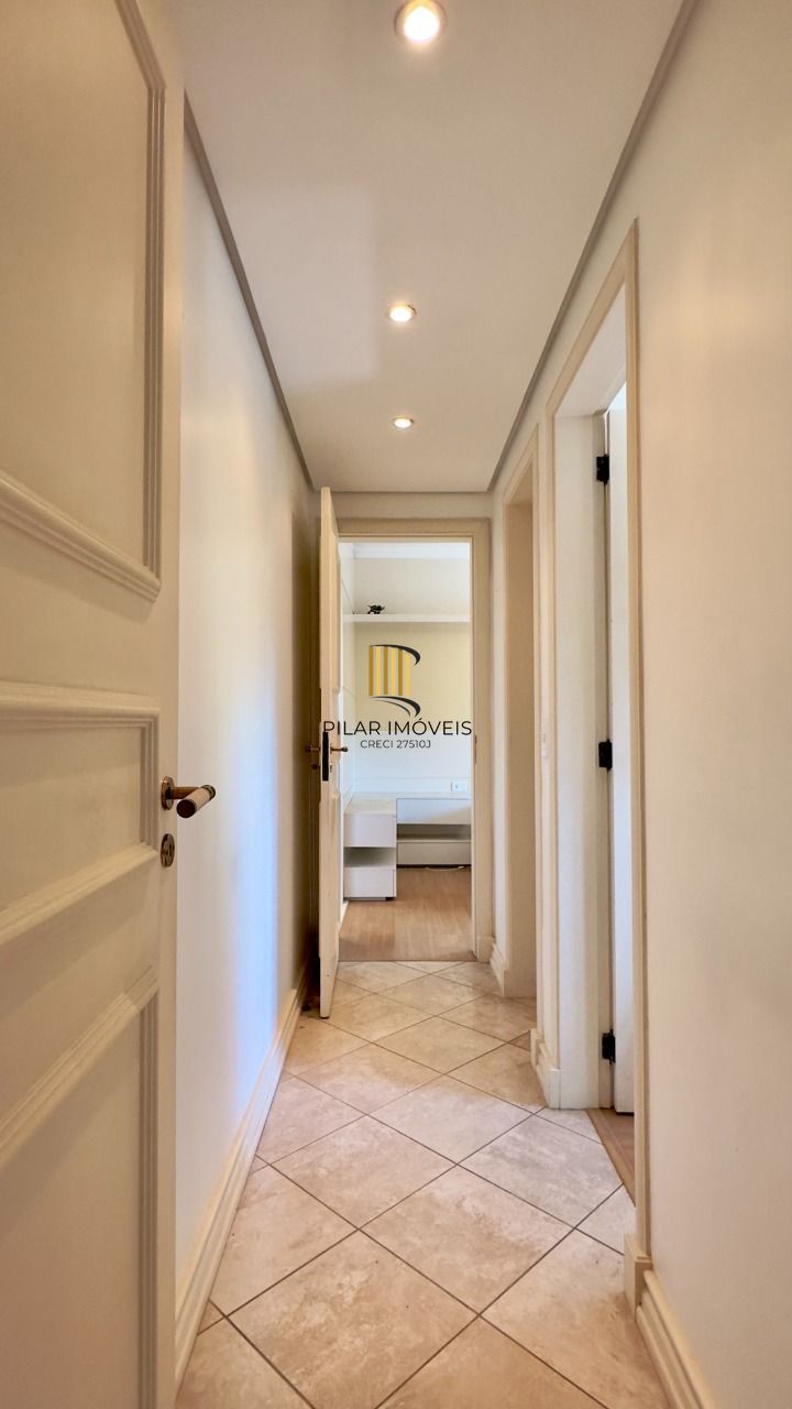 Apartamento 3 dormitórios no bairro Menino Deus