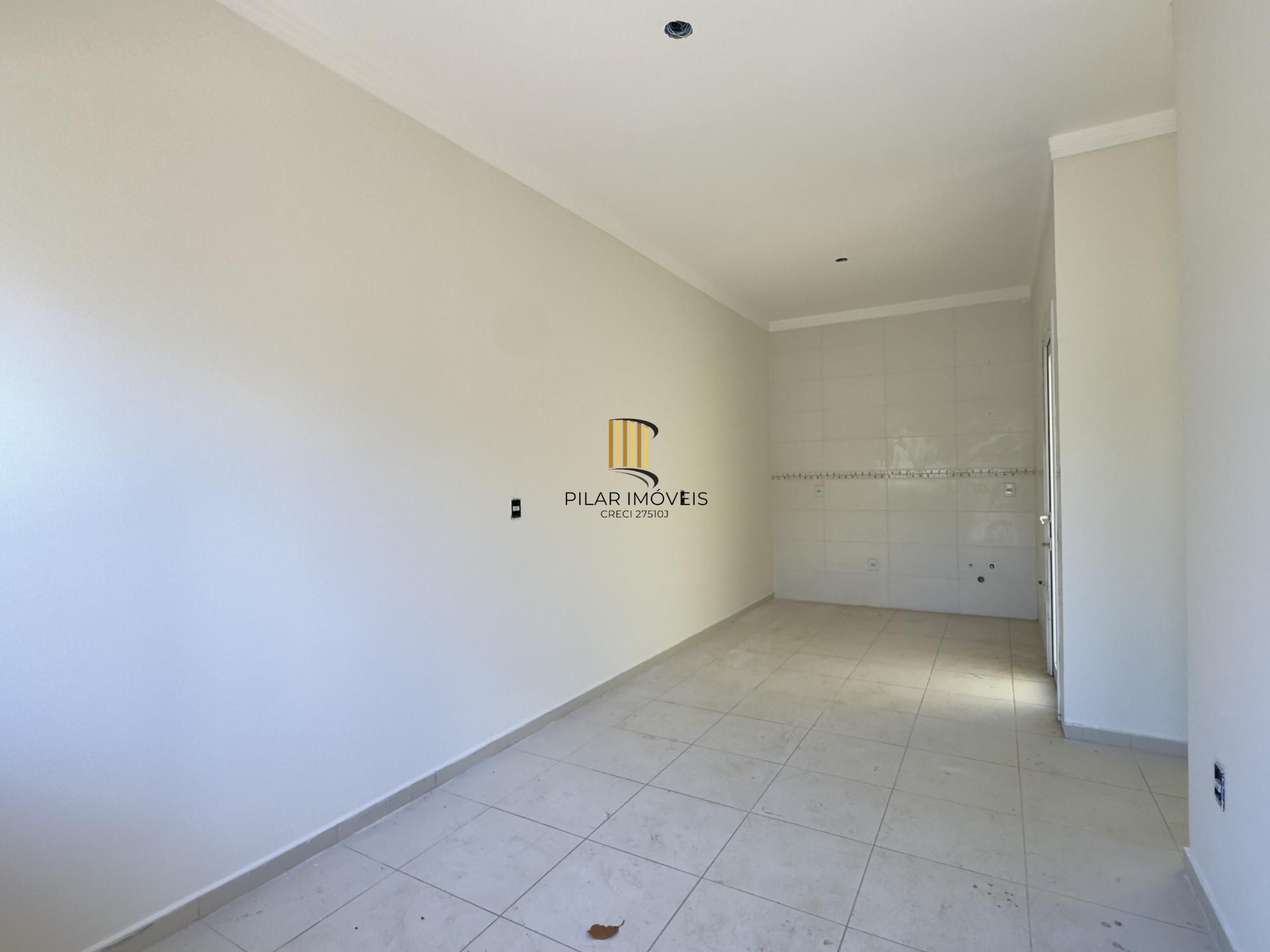 Casa em condomínio com 2 dormitórios, vaga de garagem e churrasqueira na Olaria - Pilar Imóveis