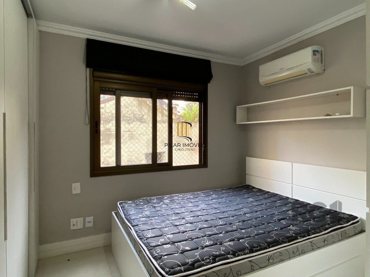 APARTAMENTO MOBILIADO DE 2 DORMITÓRIOS - CENTRO HISTÓRICO