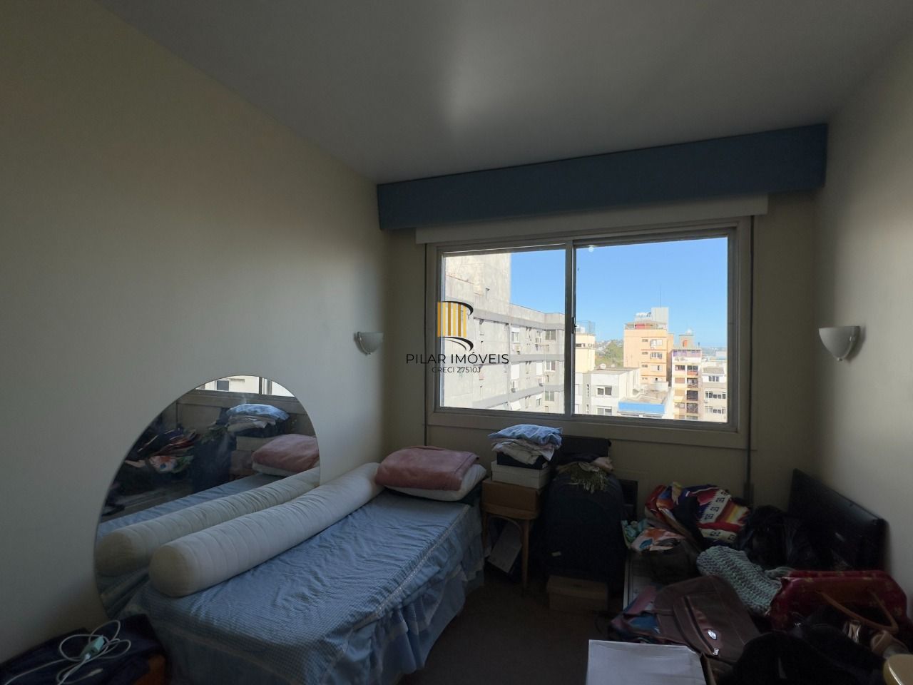 APARTAMENTO 2 DORMITÓRIOS COM LAVABO E VISTA DEFINIDA NO CENTRO HISTÓRICO