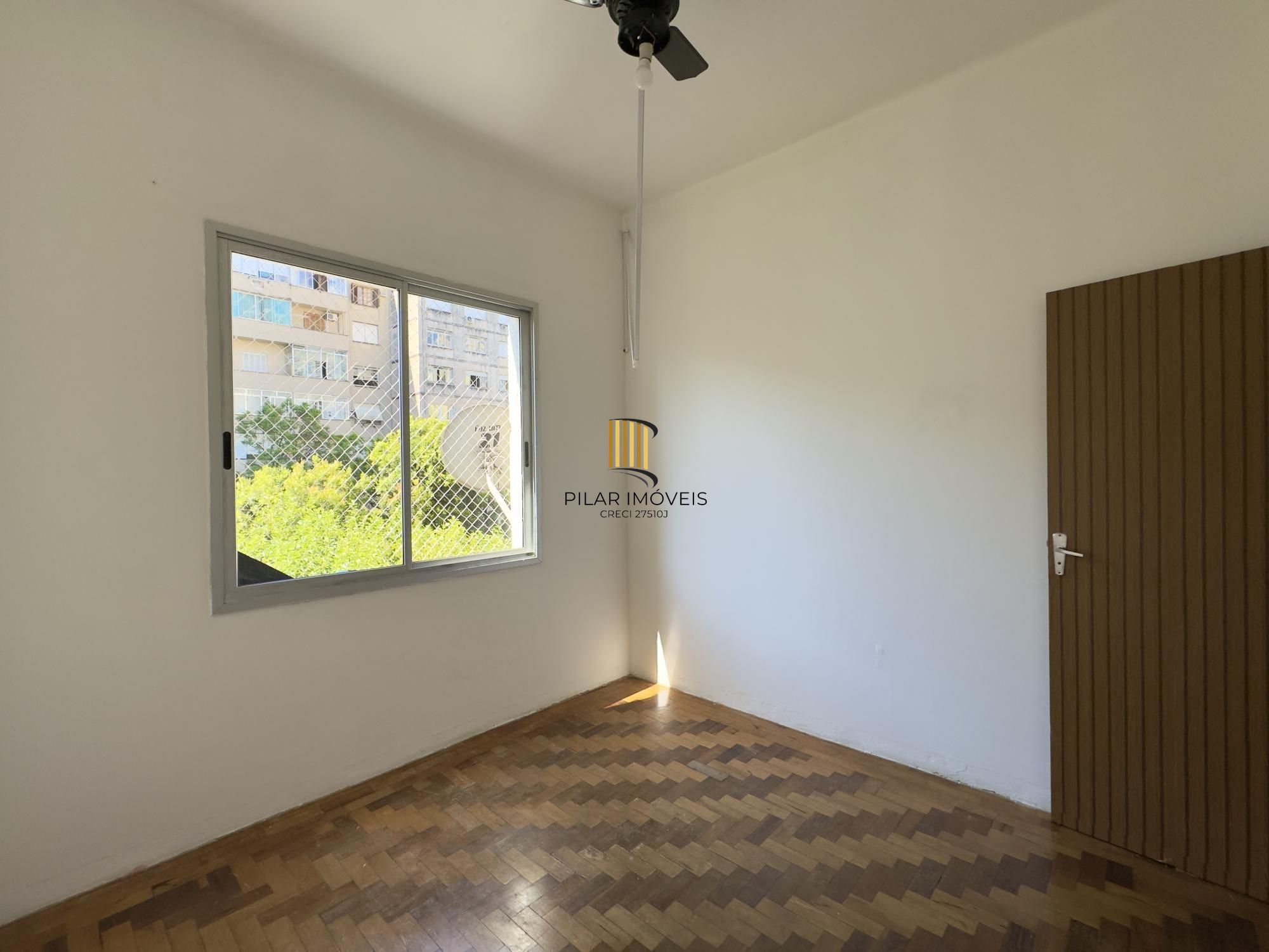 Apartamento 2 dormitórios super silencioso no Centro Histórico