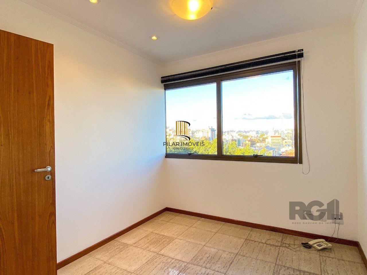 CONJUNTO COMERCIAL DE FRENTE NO PREMIUM OFFICE, JUNTO AO TREND ORLA
