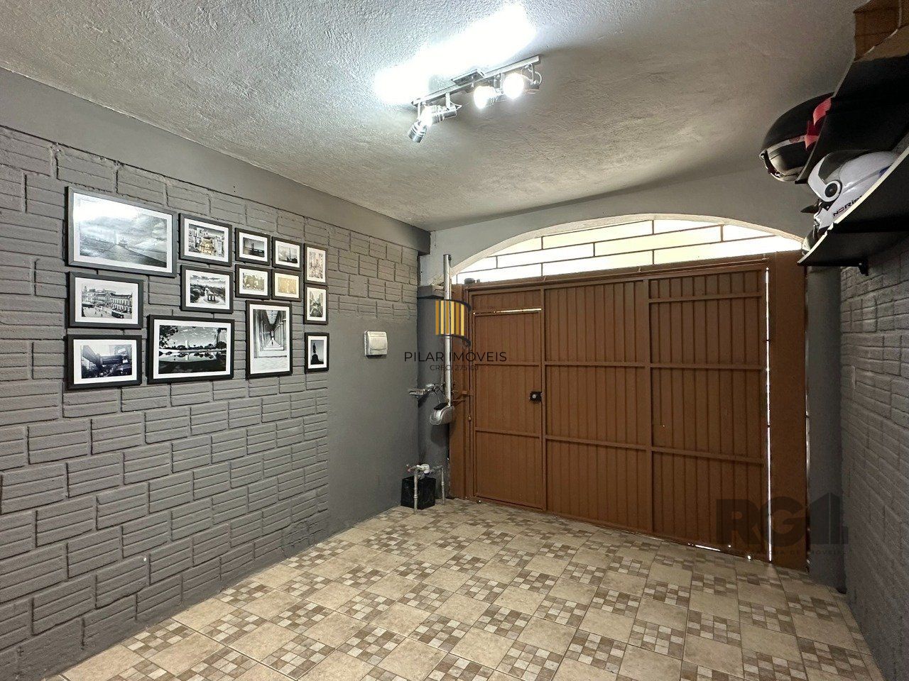 CASA TOTALMENTE REFORMADA EM ÓTIMA LOCALIZAÇÃO NO CENTRO HISTÓRICO