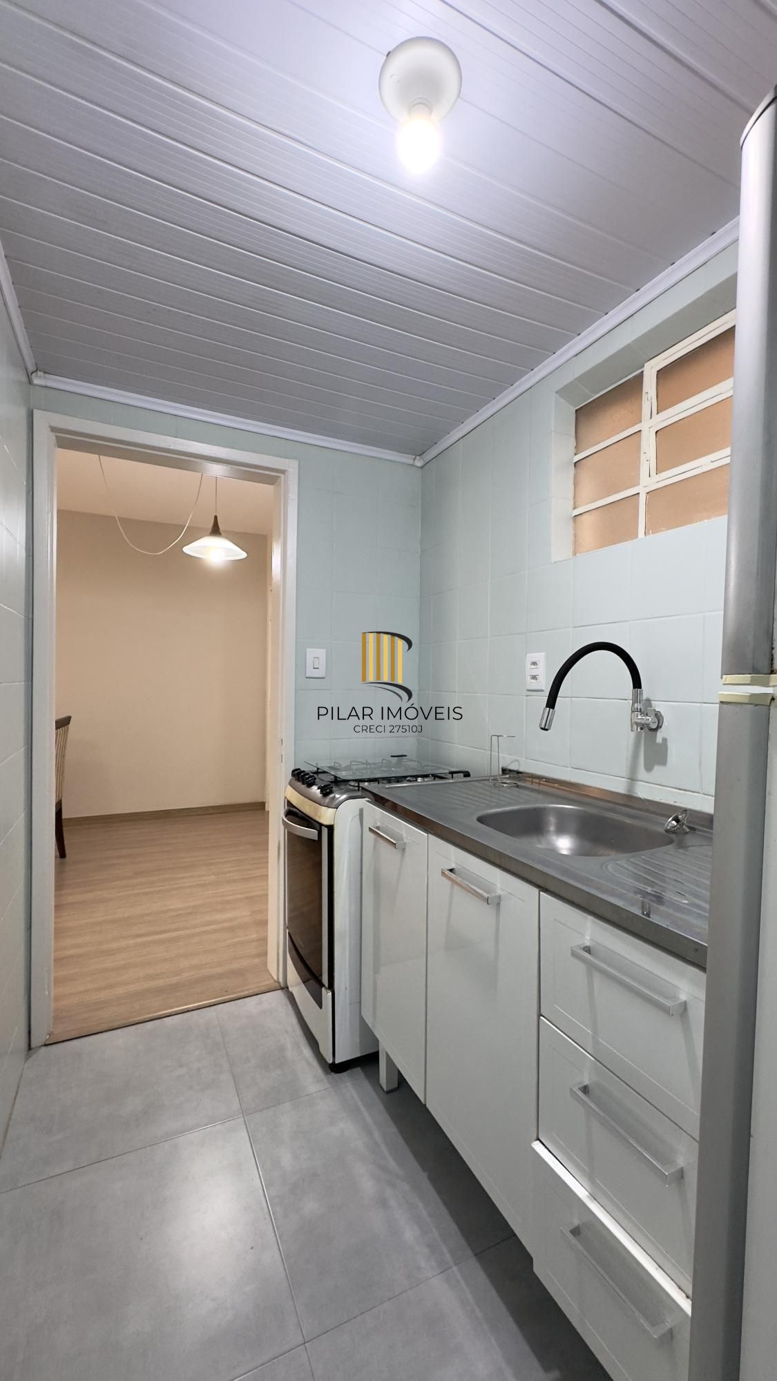 APARTAMENTO MOBILIADO 1 DORMITÓRIO PRÓXIMO AO GASÔMETRO NO CENTRO HISTÓRICO