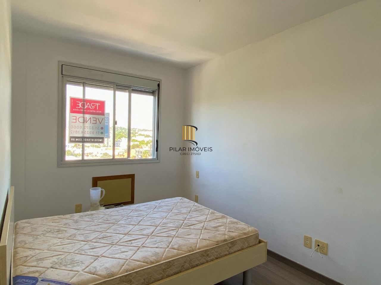 Apartamento 2 dormitórios, com vaga de garagem na Avenida Cavalhada