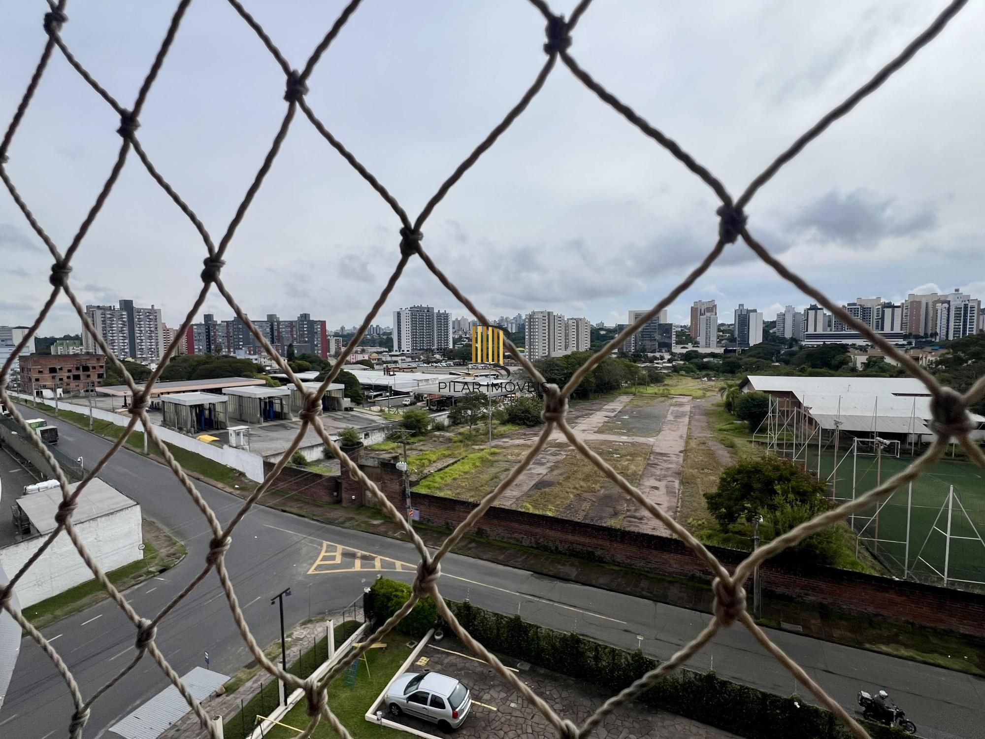 APARTAMENTO 2 DORMITÓRIOS COM VAGA DE GARAGEM
