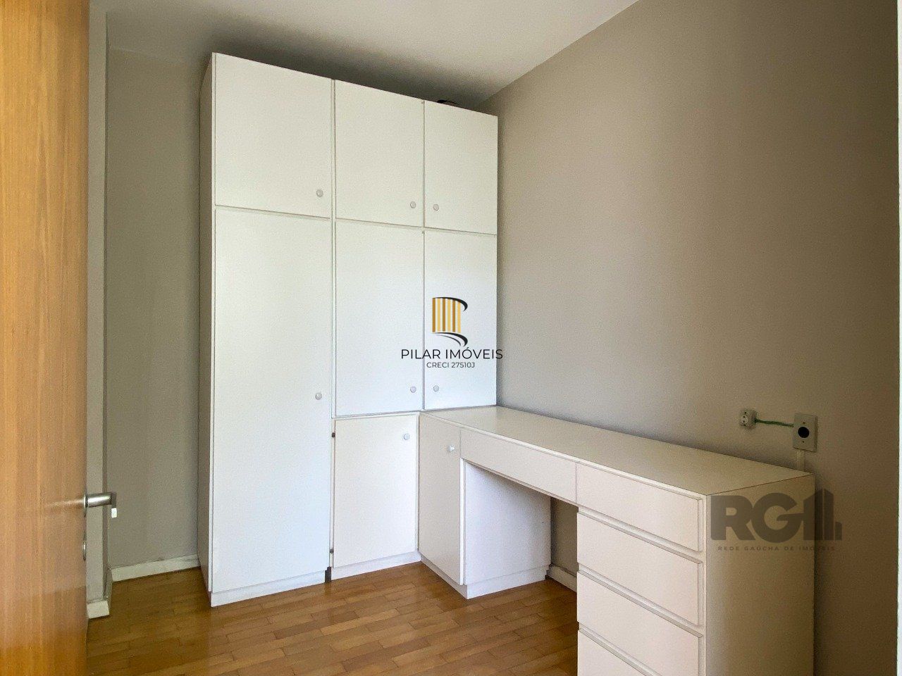Apartamento com muito conforto e ótima iluminação no Moinhos de Vento