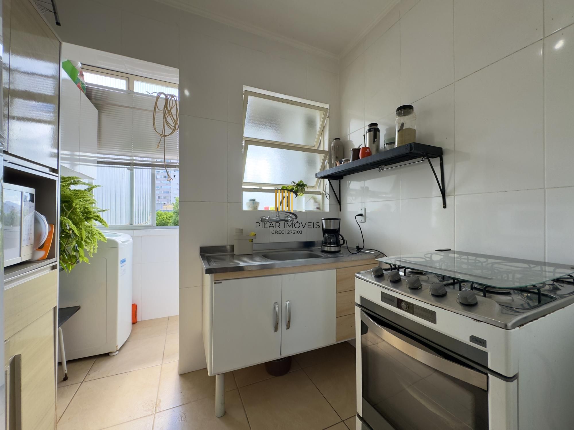 Apartamento de 1 dormitório, em andar alto, vista definida no Centro Histórico