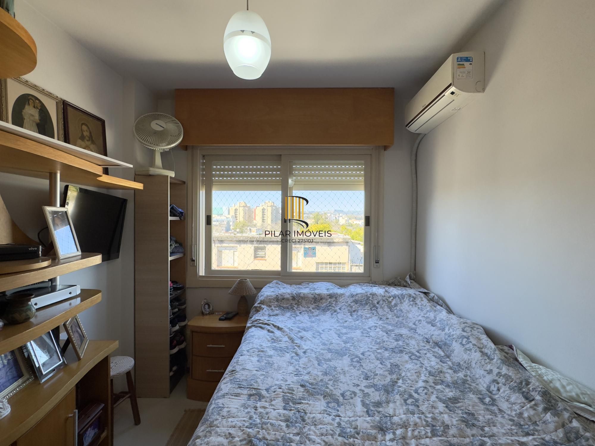 Apartamento 2 dormitórios, com lavabo e vaga de garagem na Cidade Baixa