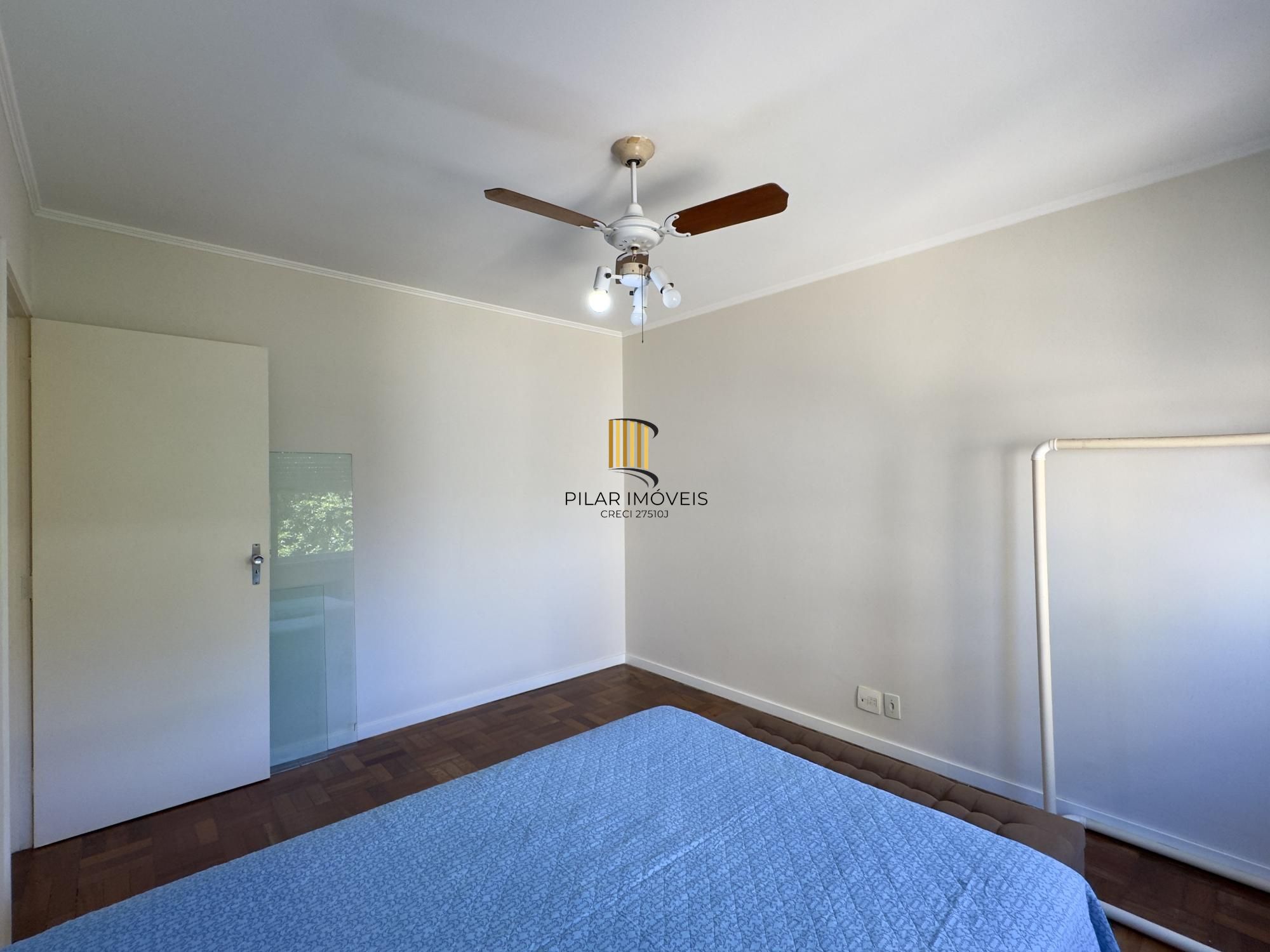 Apartamento 1 dormitório, super amplo, com vaga de garagem no Centro Histórico