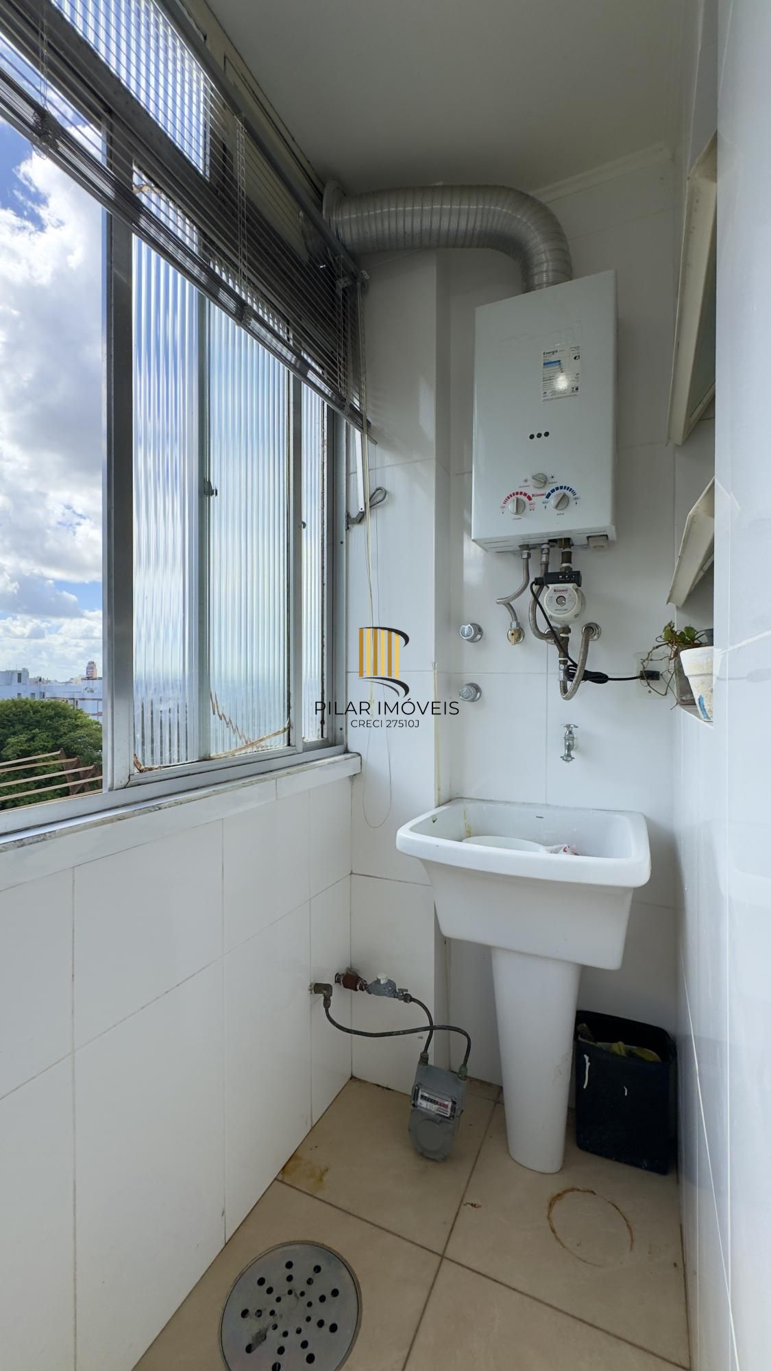 Apartamento de 1 dormitório, em andar alto, vista definida no Centro Histórico