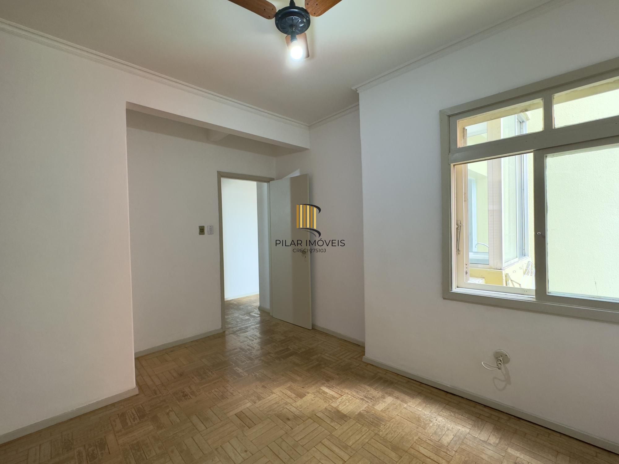 Apartamento 1 dormitório em andar alto, no coração do Centro Histórico