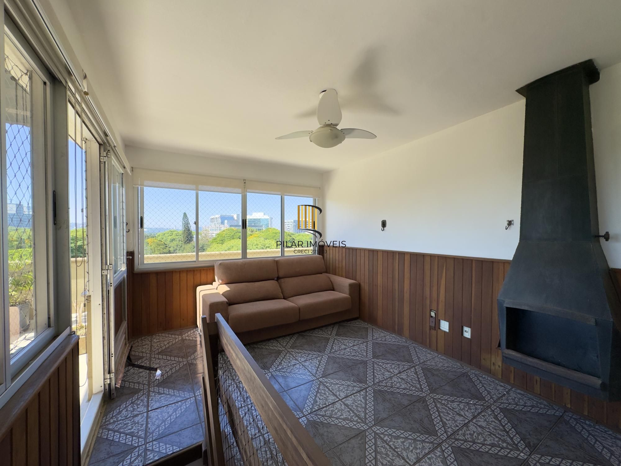 Cobertura 2 dormitórios no bairro Centro Histórico