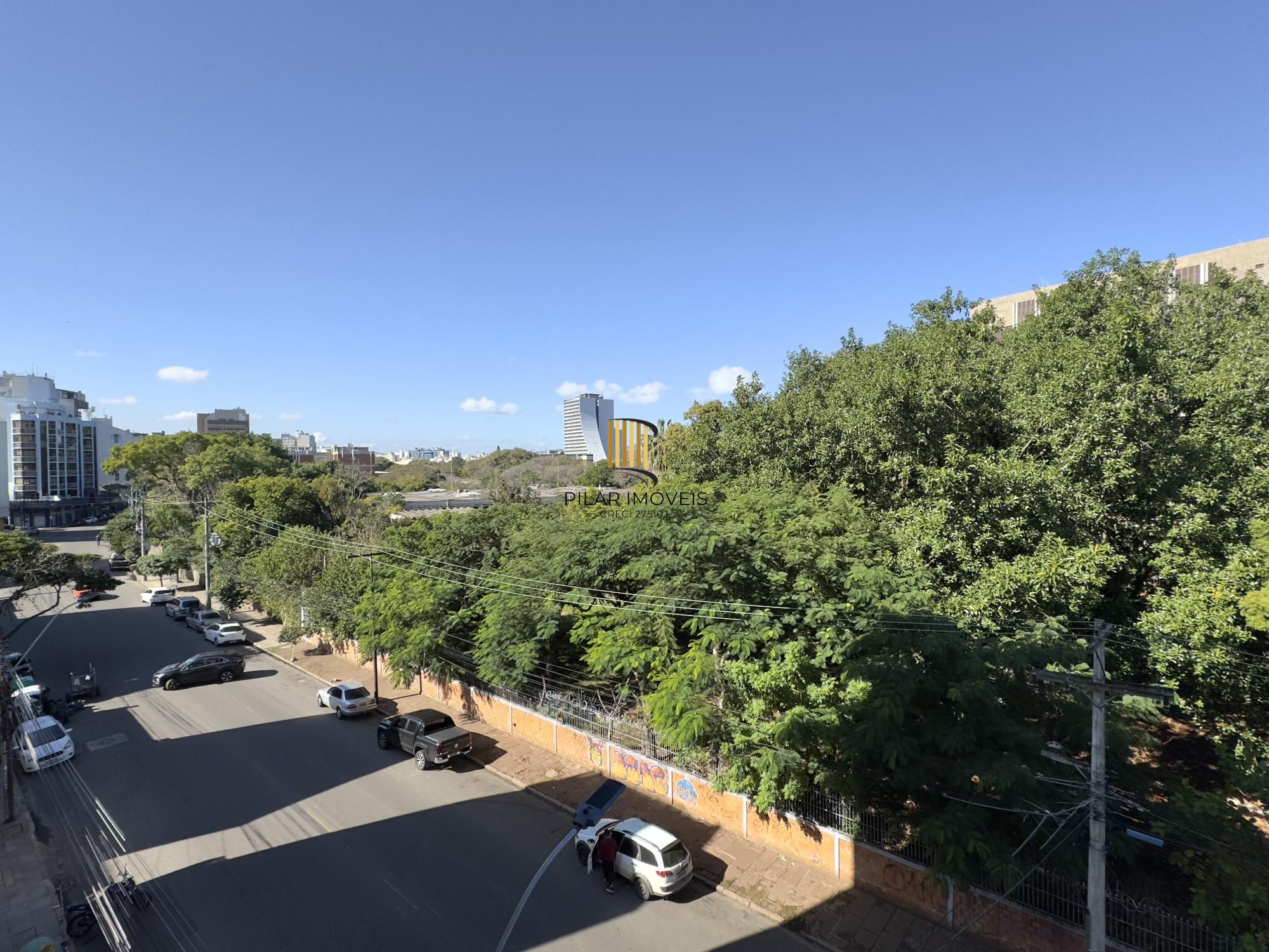 APARTAMENTO 1 DORMITÓRIO, DE FRENTE, PRÓXIMO AO PÓLO JURÍDICO DE PORTO ALEGRE