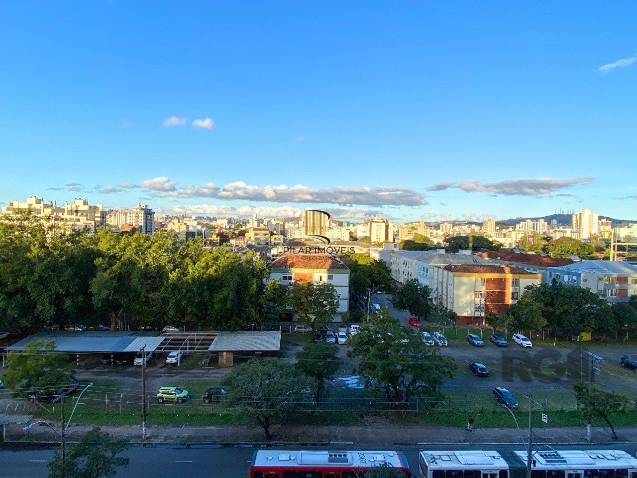 CONJUNTO COMERCIAL DE FRENTE NO PREMIUM OFFICE, JUNTO AO TREND ORLA