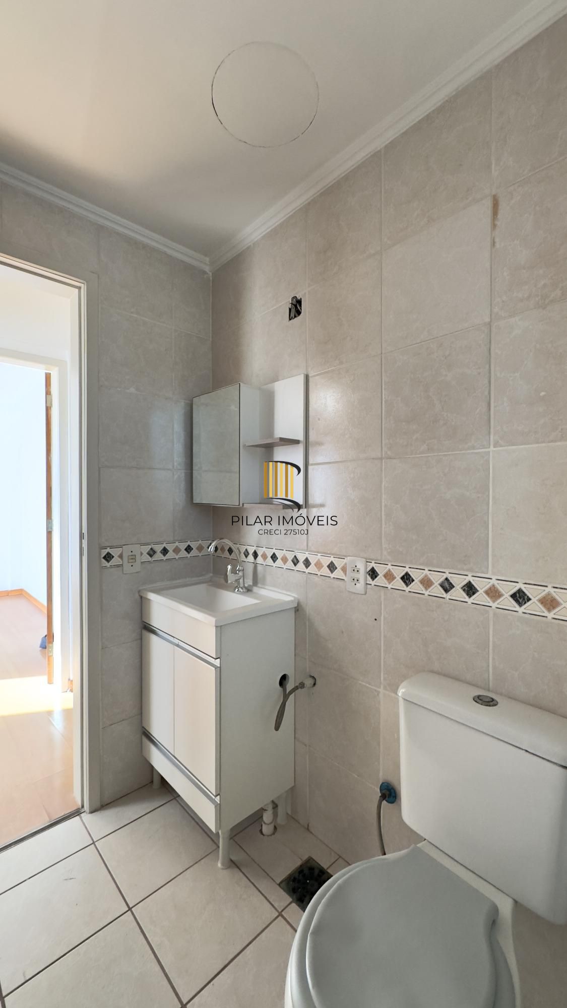 APARTAMENTO 2 DOMRITÓRIO DE FRENTE COM ÓTIMA ORIENTAÇÃO SOLAR NO BAIRRO CRISTAL