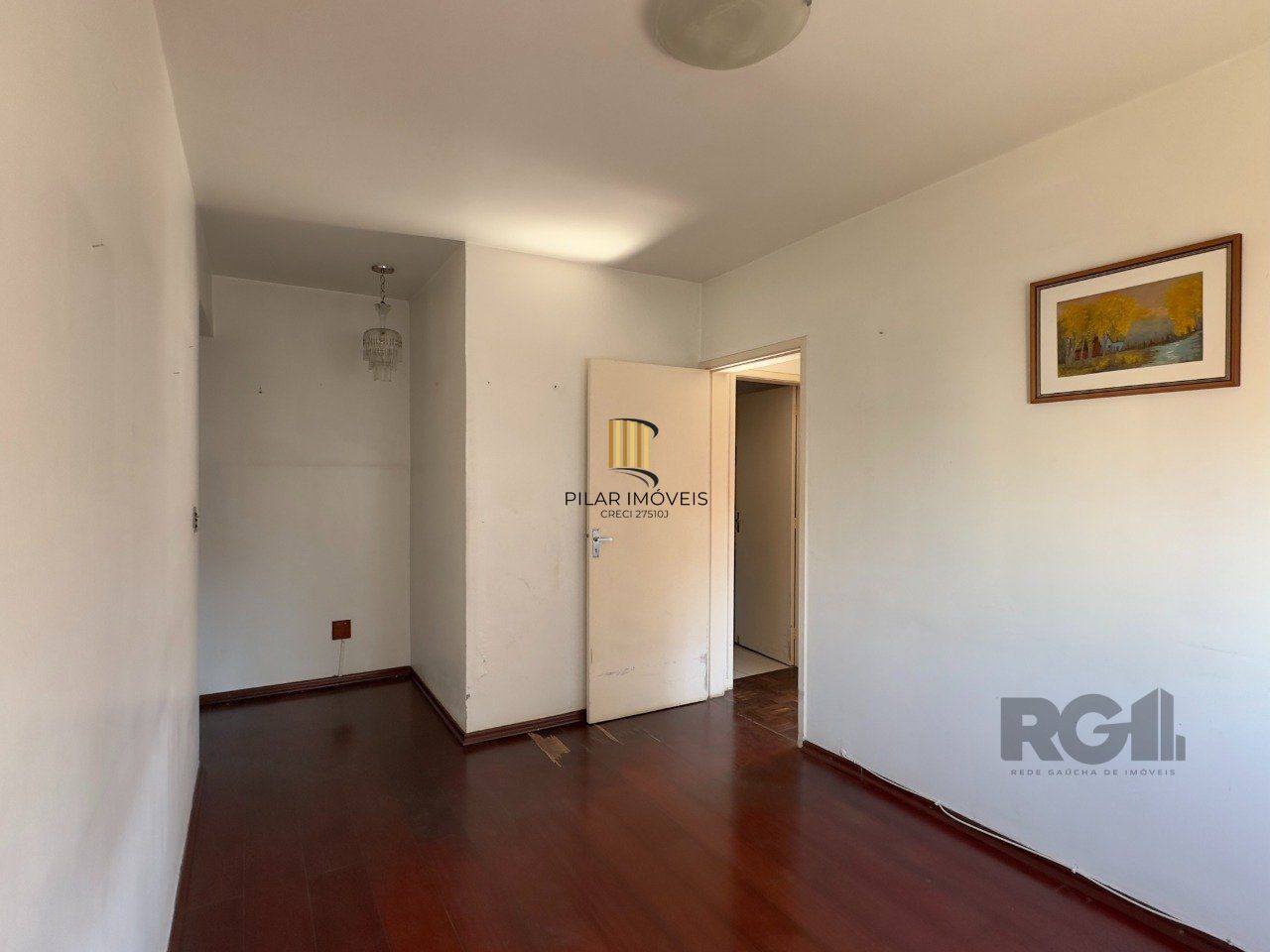 APARTAMENTO 2 DORMITÓRIOS, ENSOLARADO E LOCALIZADO NA PARTE ALTA DO CENTRO HISTÓRICO