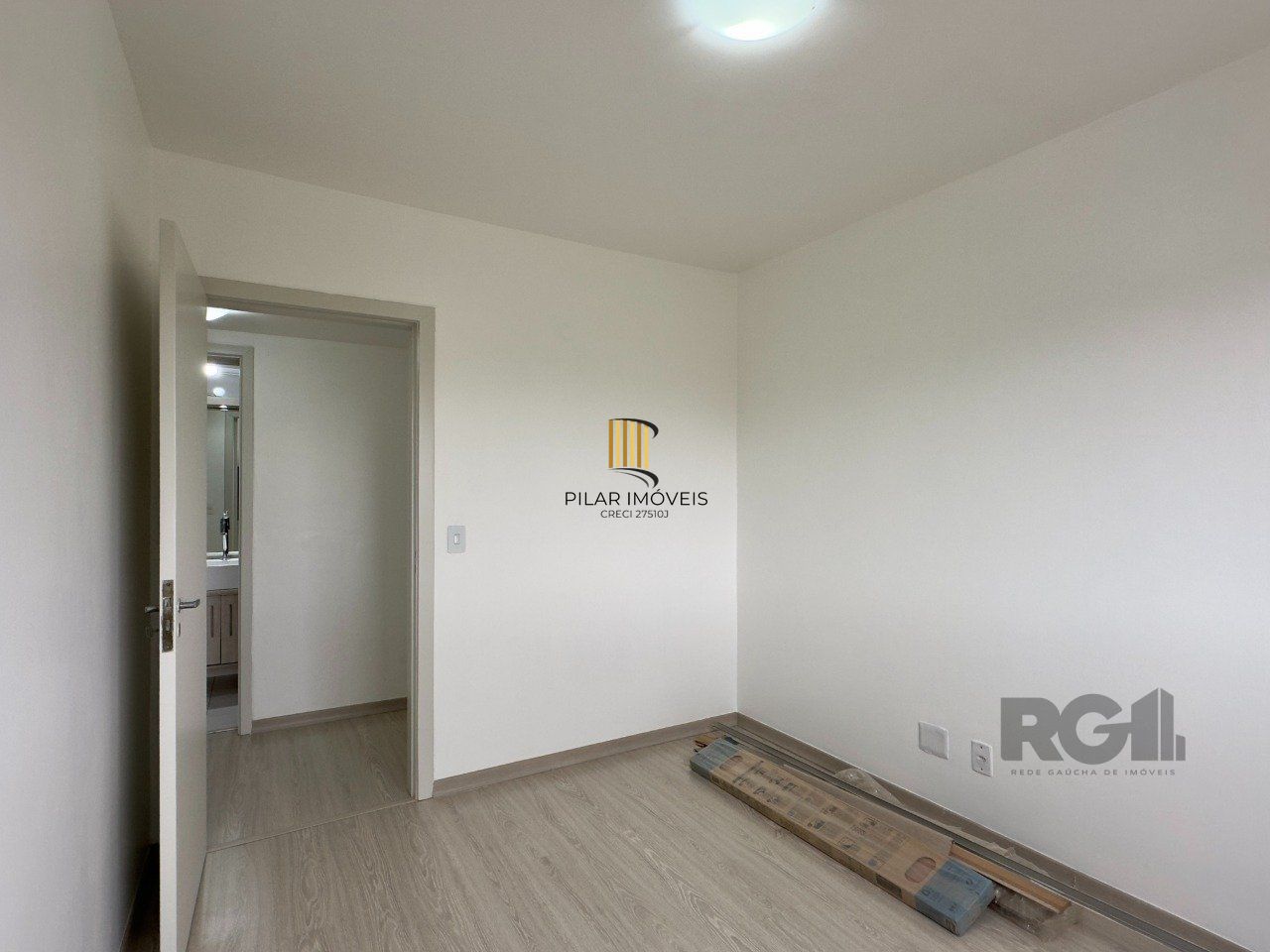 OPORTUNIDADE: APARTAMENTO 3 DORMITÓRIOS COM SUÍTE E VAGA DE GARAGEM NO MENINO DEUS