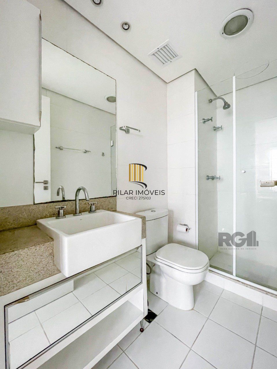 APARTAMENTO DE 38M² COM 1 DORMITÓRIO E 1 VAGA - BAIRRO PRAIA DE BELAS