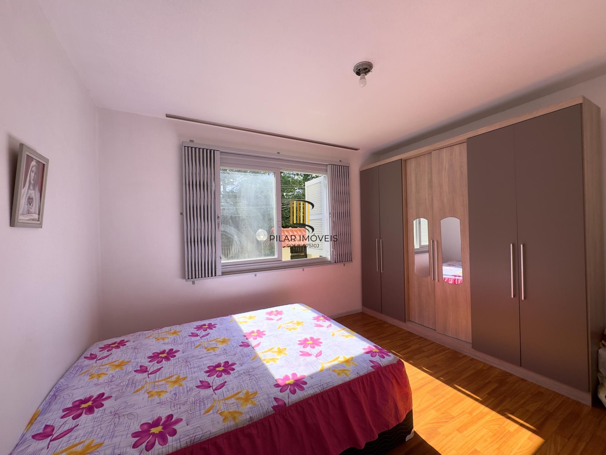 Apartamento 2 dormitório ensolarado e póximo ao Carrefour no bairro Partenon