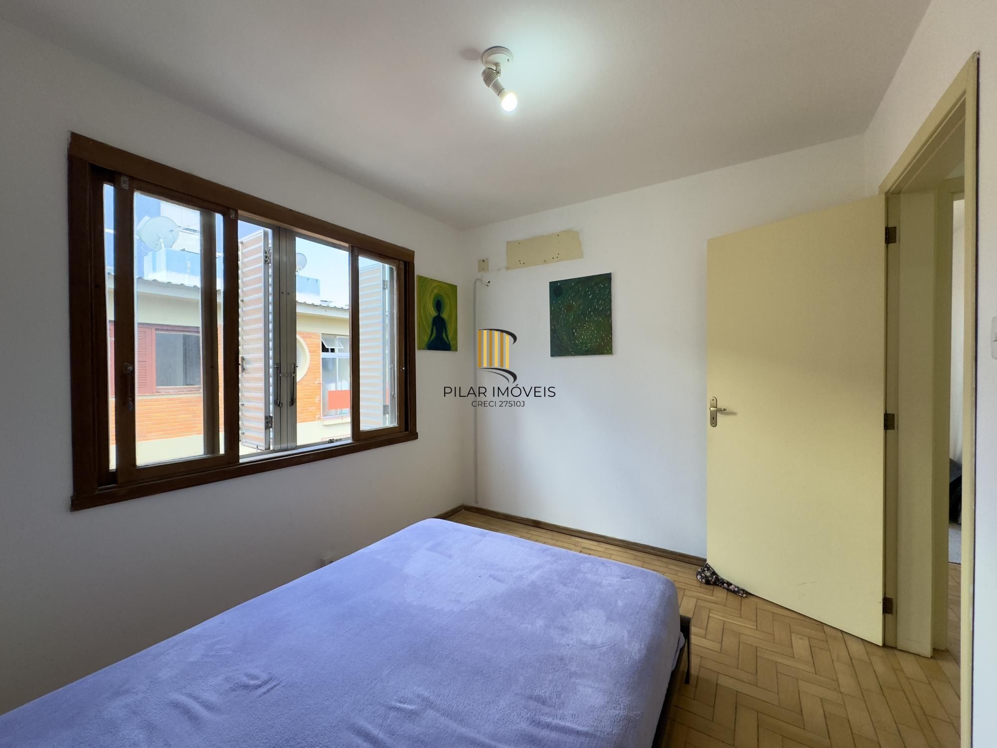 Apartamento amplo de 2 dormitório ao lado do Mãe de Deus e próximo da Orla