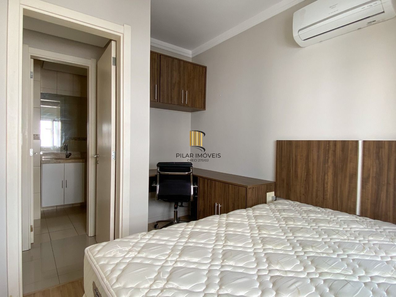 Apartamento completamente mobiliado em prédio com infra no Centro Histórico