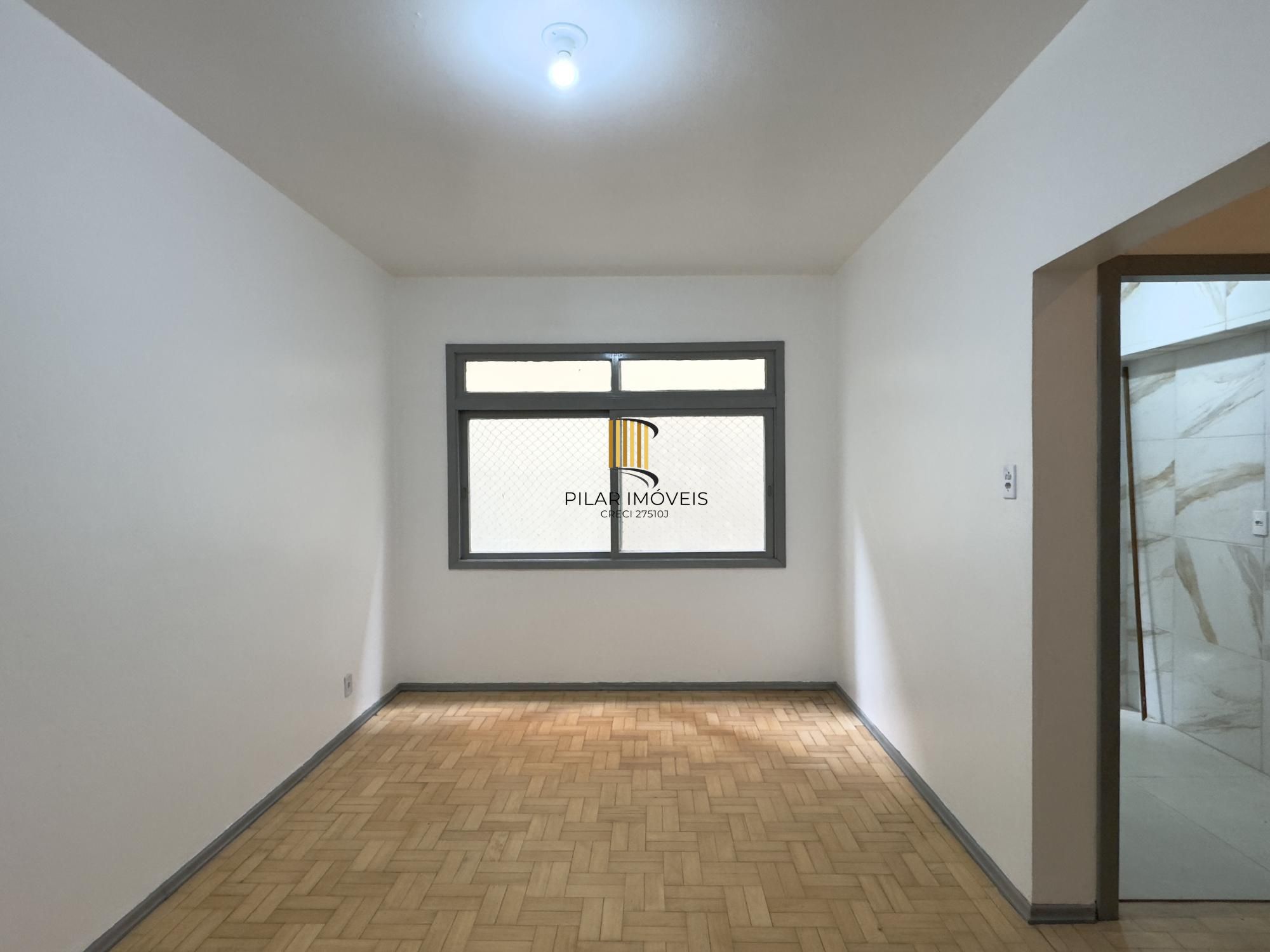 Apartamento 1 dormitório reformado no coração do Centro Histórico