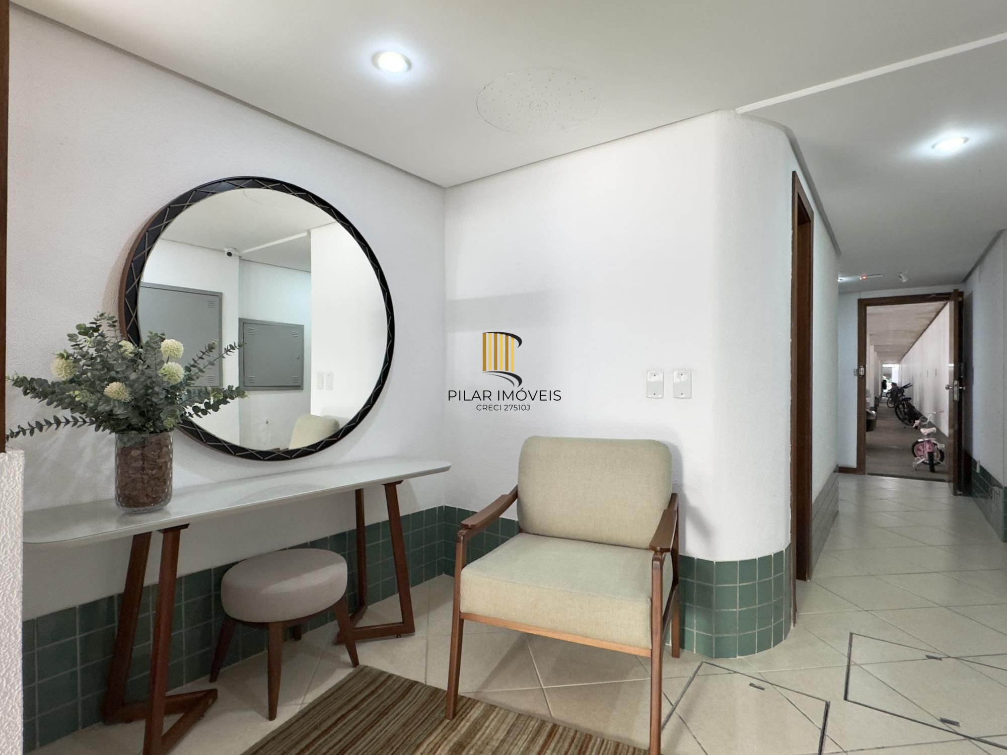 APARTAMENTO 1 DORMITÓRIO COM VAGA DE GARAGEM NO BAIRRO SANTANA