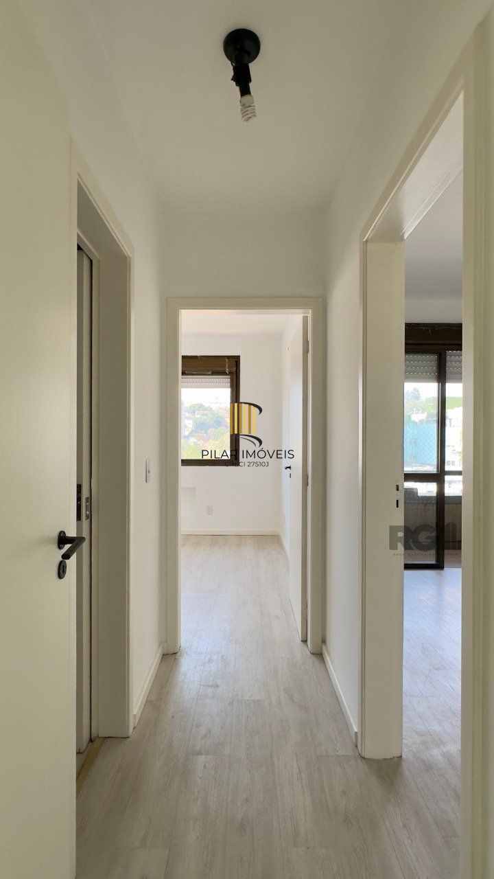 COBERTURA COM 174M², DE FRENTE, 3 DORMITÓRIOS, EM ÓTIMA LOCALIZAÇÃO NO MENINO DEUS
