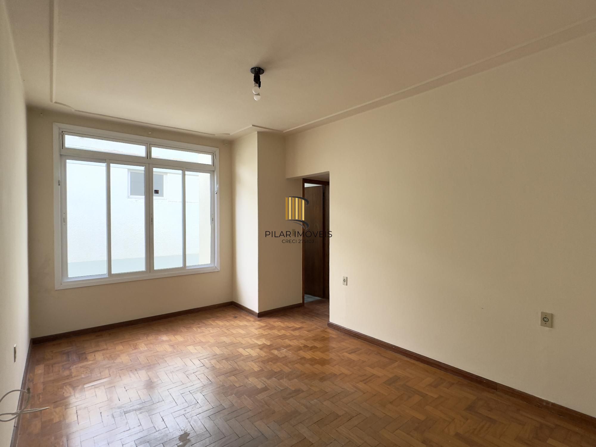 APARTAMENTO 2 DORMITÓRIOS COM PEÇAS AMPLAS NO BAIRRO PRAIA DE BELAS - Pilar Imóveis