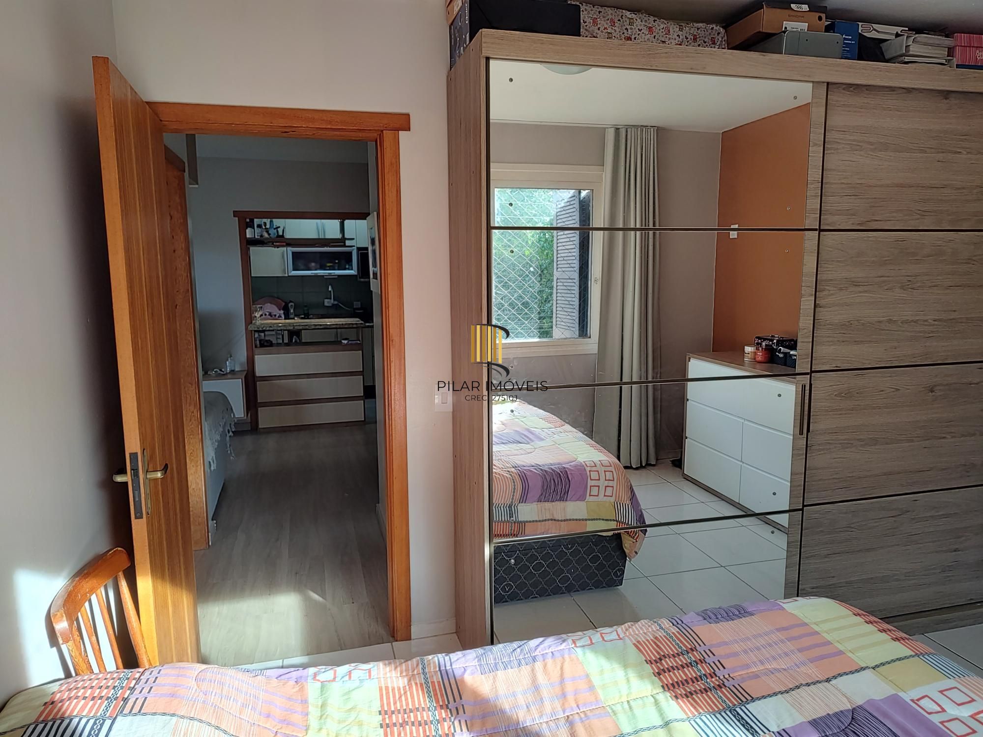 Apartamento 2 dormitórios com sacada próximo à PUCRS