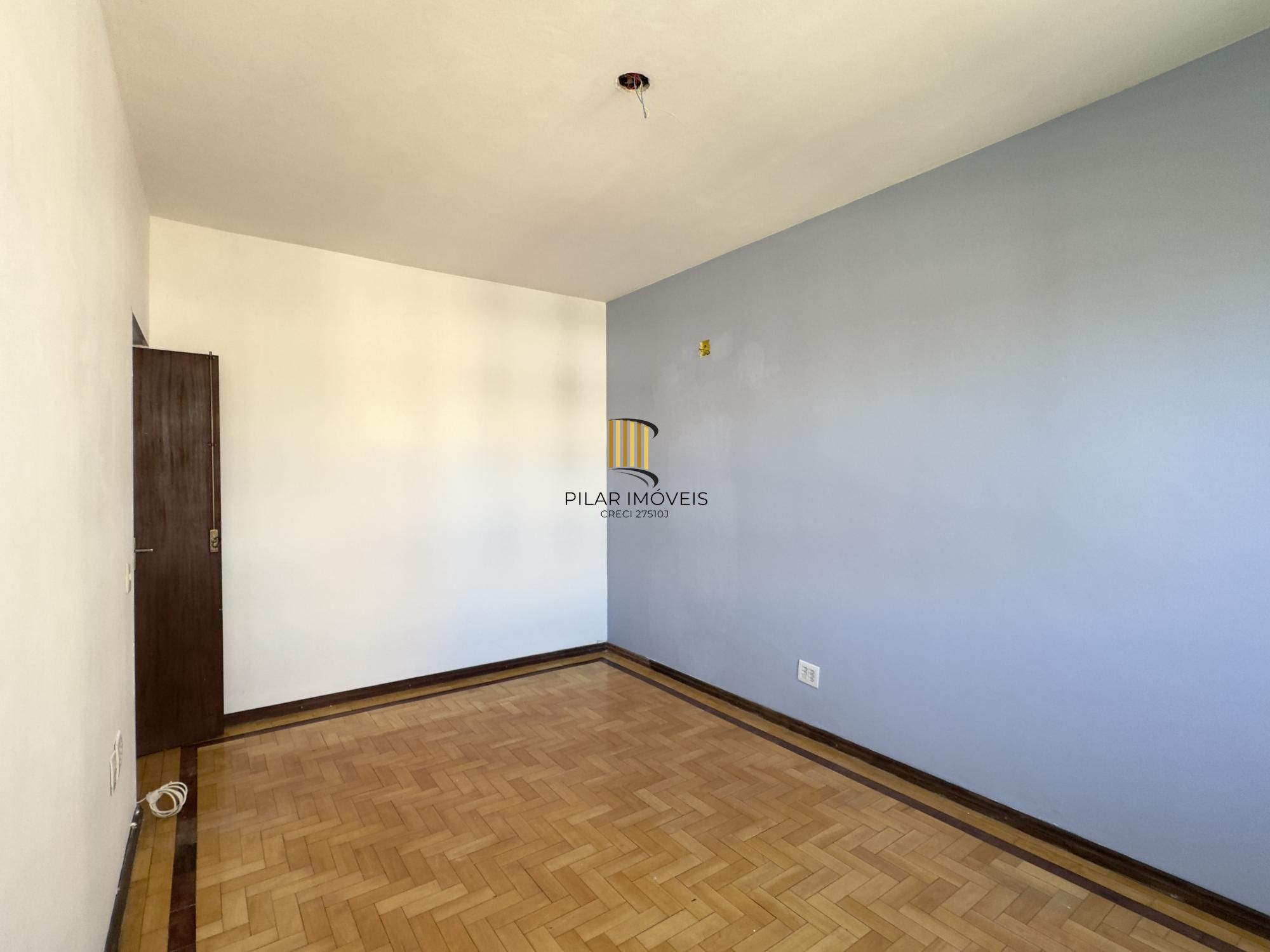 Apartamento 3 dormitórios, totalmente reformado, no coração do bairro Santana