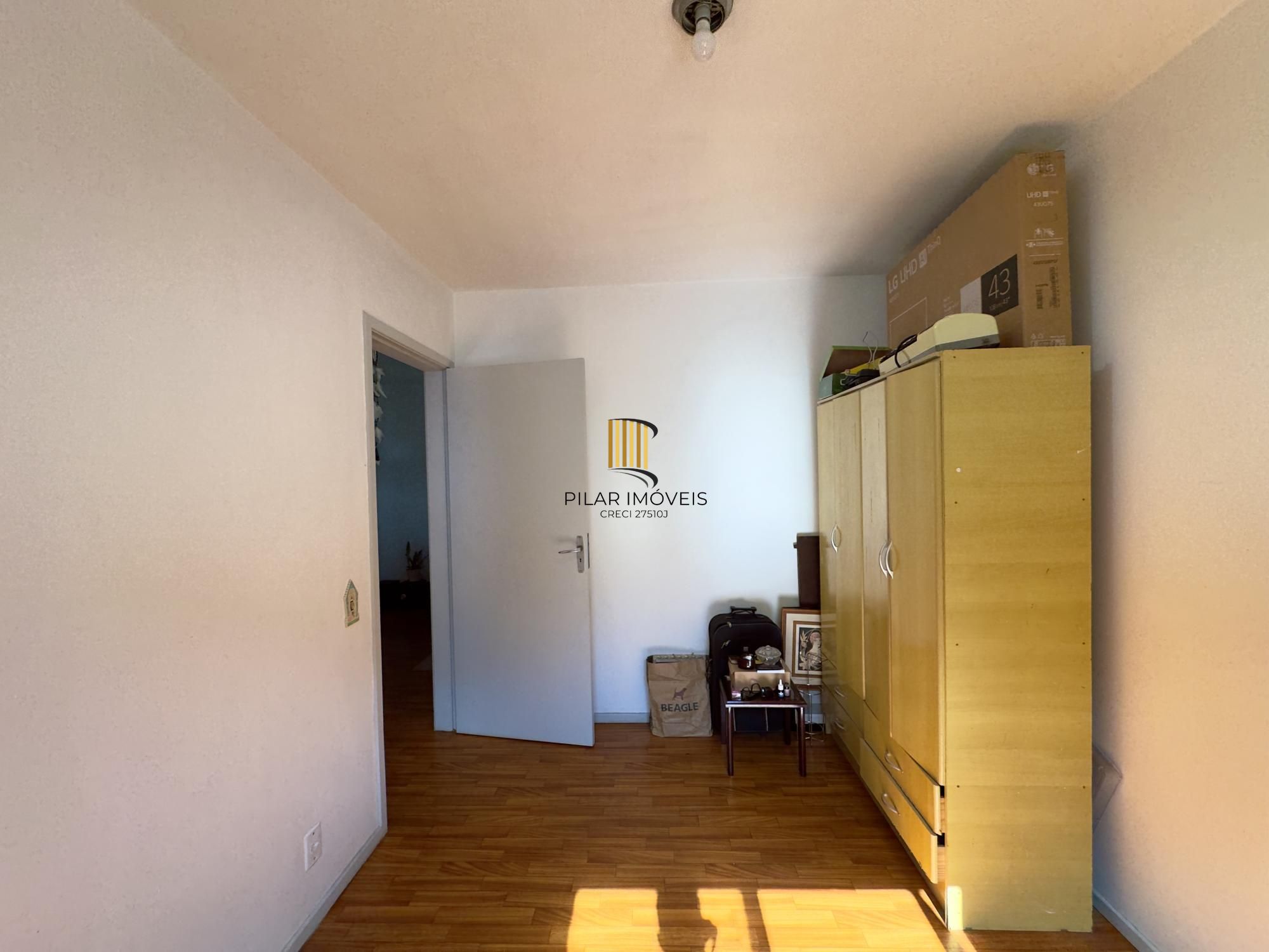 Apartamento 2 dormitório ensolarado e póximo ao Carrefour no bairro Partenon