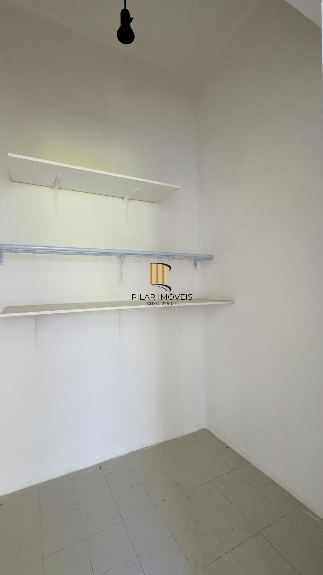 Apartamento 2 dormitórios super silencioso no Centro Histórico