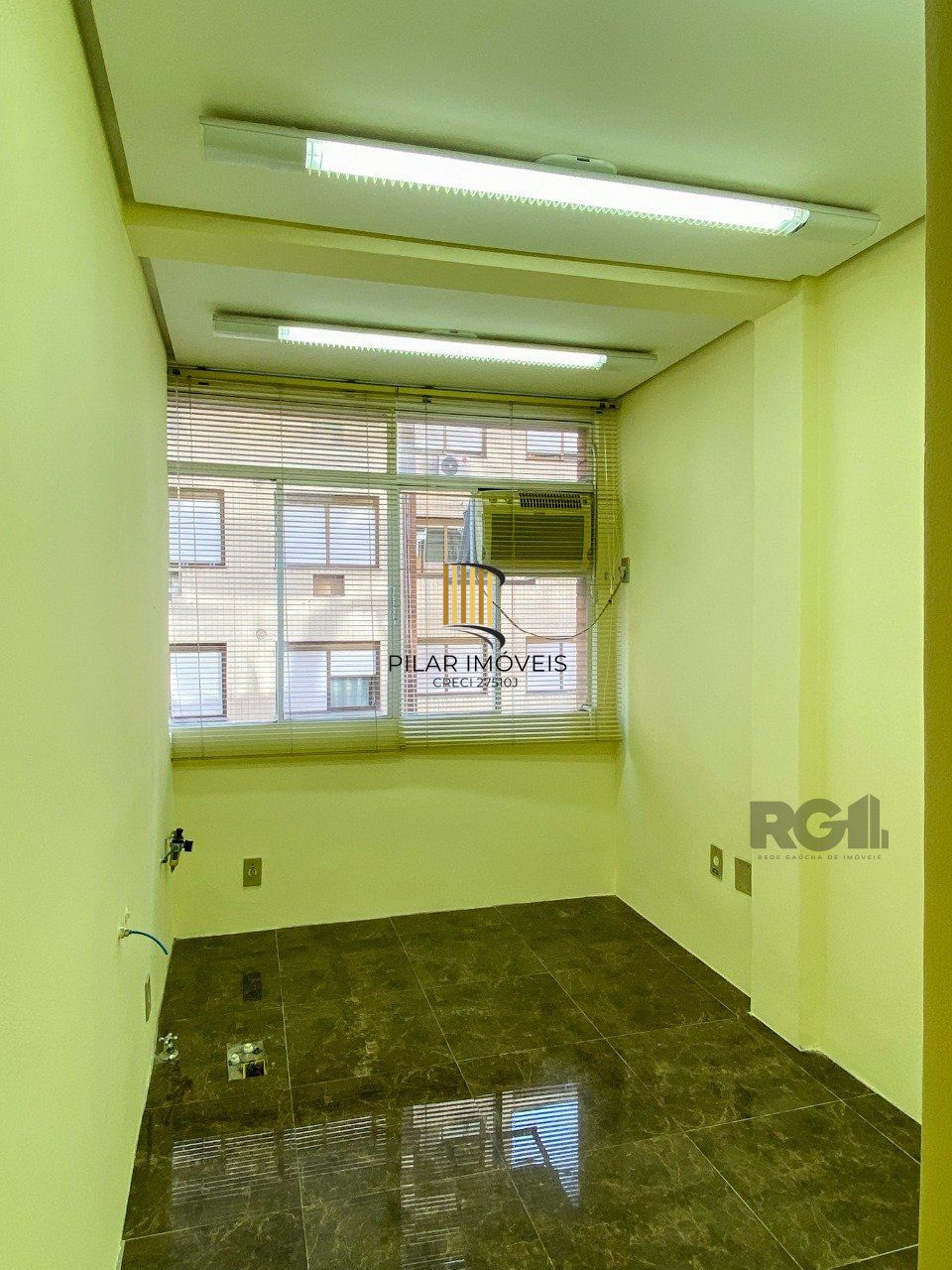 APARTAMENTO DE FRENTE  PRONTO PARA USO - CENTRO HISTÓRICO