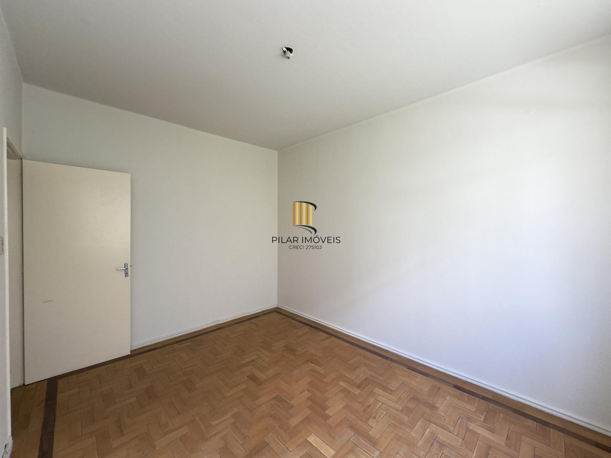 Apartamento 1 dormitório amplo, com excelente localização no Menino Deus