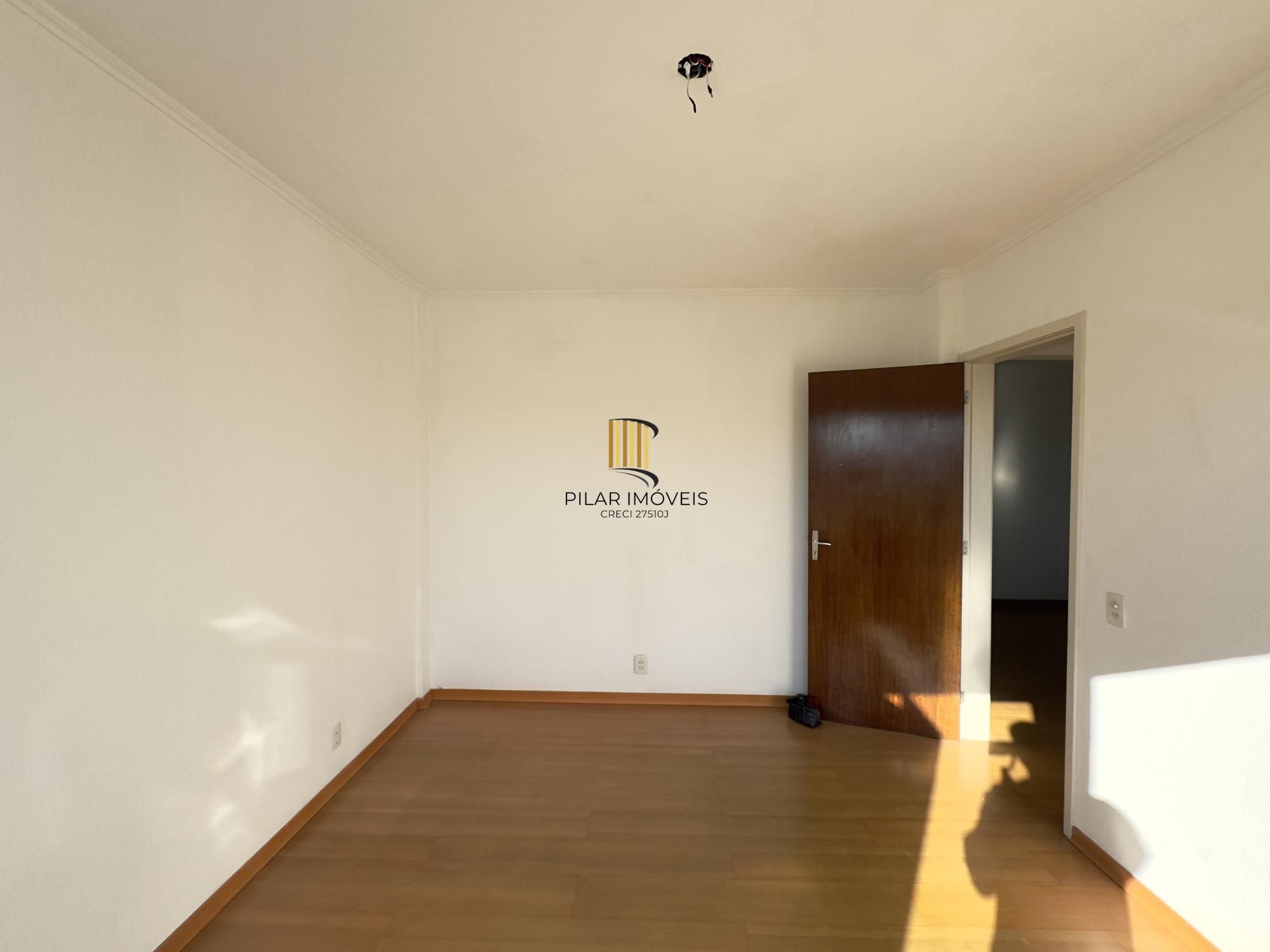 APARTAMENTO 2 DOMRITÓRIO DE FRENTE COM ÓTIMA ORIENTAÇÃO SOLAR NO BAIRRO CRISTAL