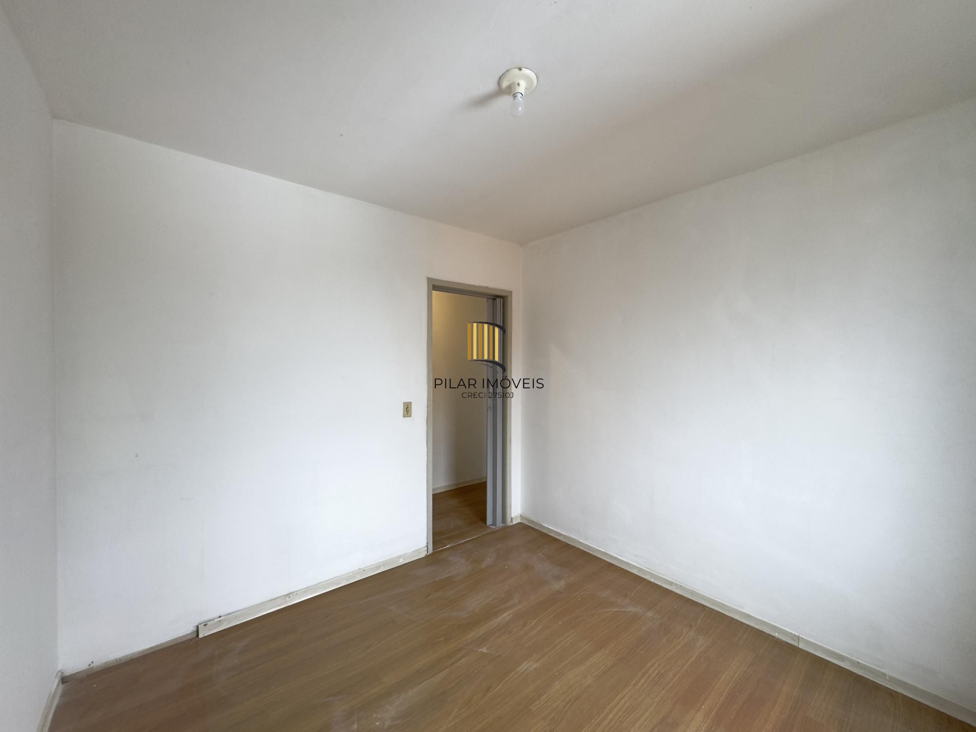 Apartamento 2 dormitório com dependência e vaga de garagem no Centro Histórico