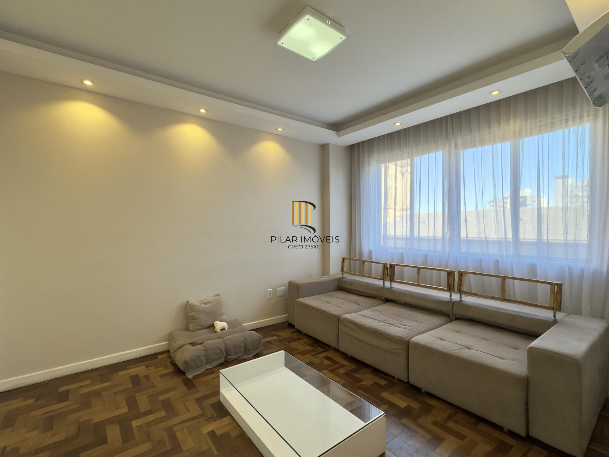 APARTAMENTO 3 DORMITÓRIOS COM LINDA VISTA DA CATEDRAL NO CENTRO HISTÓRICO
