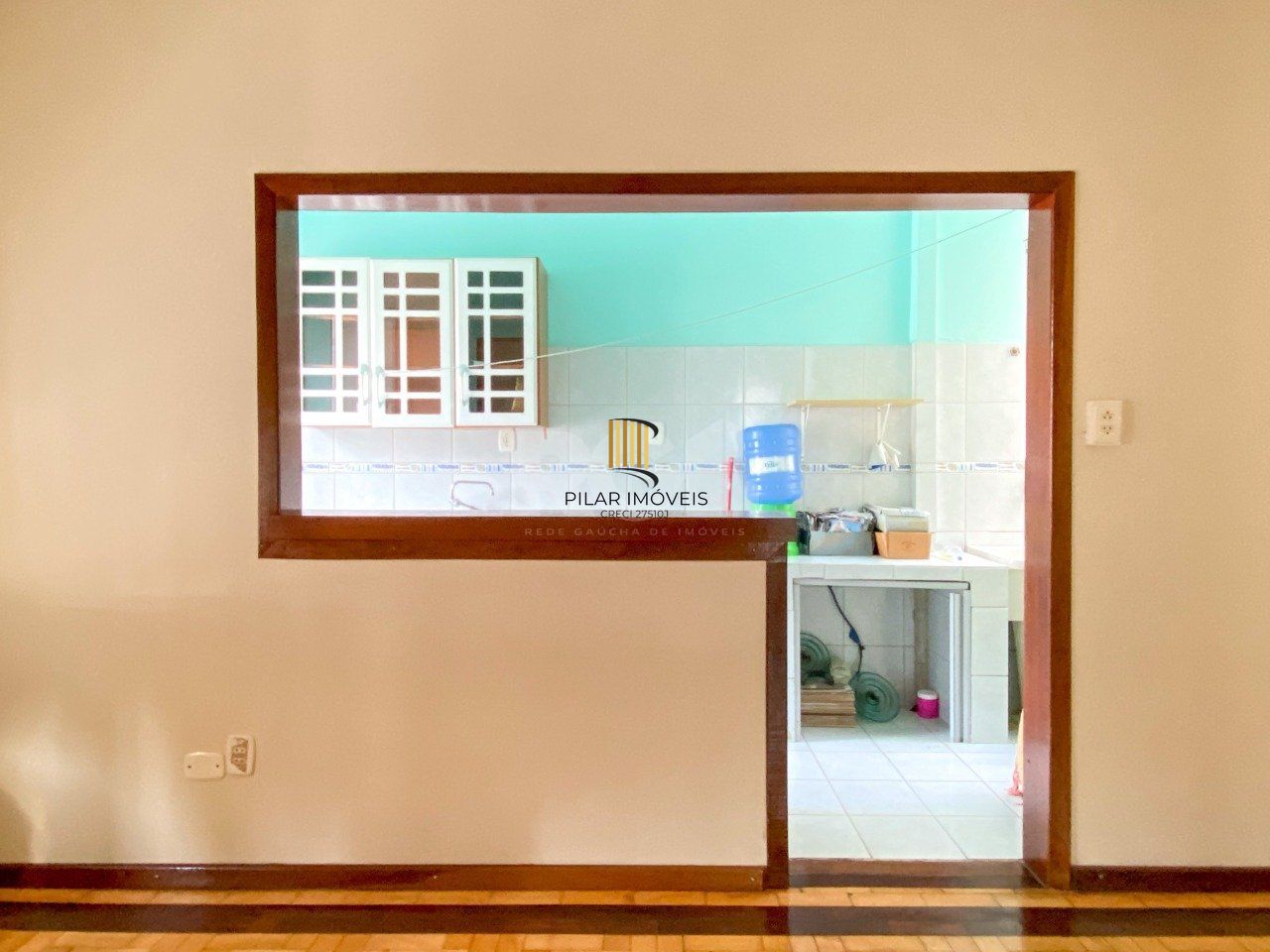 Apartamento 1 dormitório, de frente, com ótima posição solar, no Centro Histórico