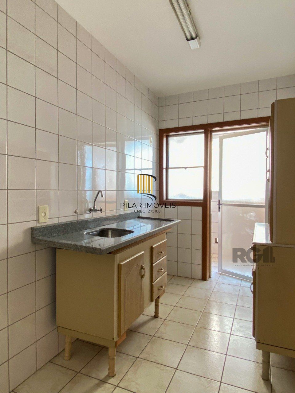 Apartamento 2 dormitórios no bairro Cavalhada
