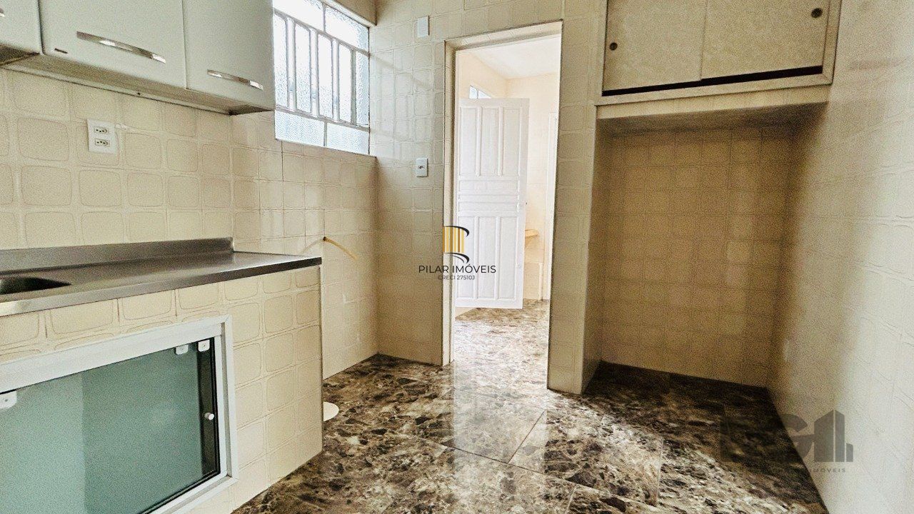 APARTAMENTO GARDEN 3 DORMITÓRIOS COM VAGA DE GARAGEM NO MENINO DEUS