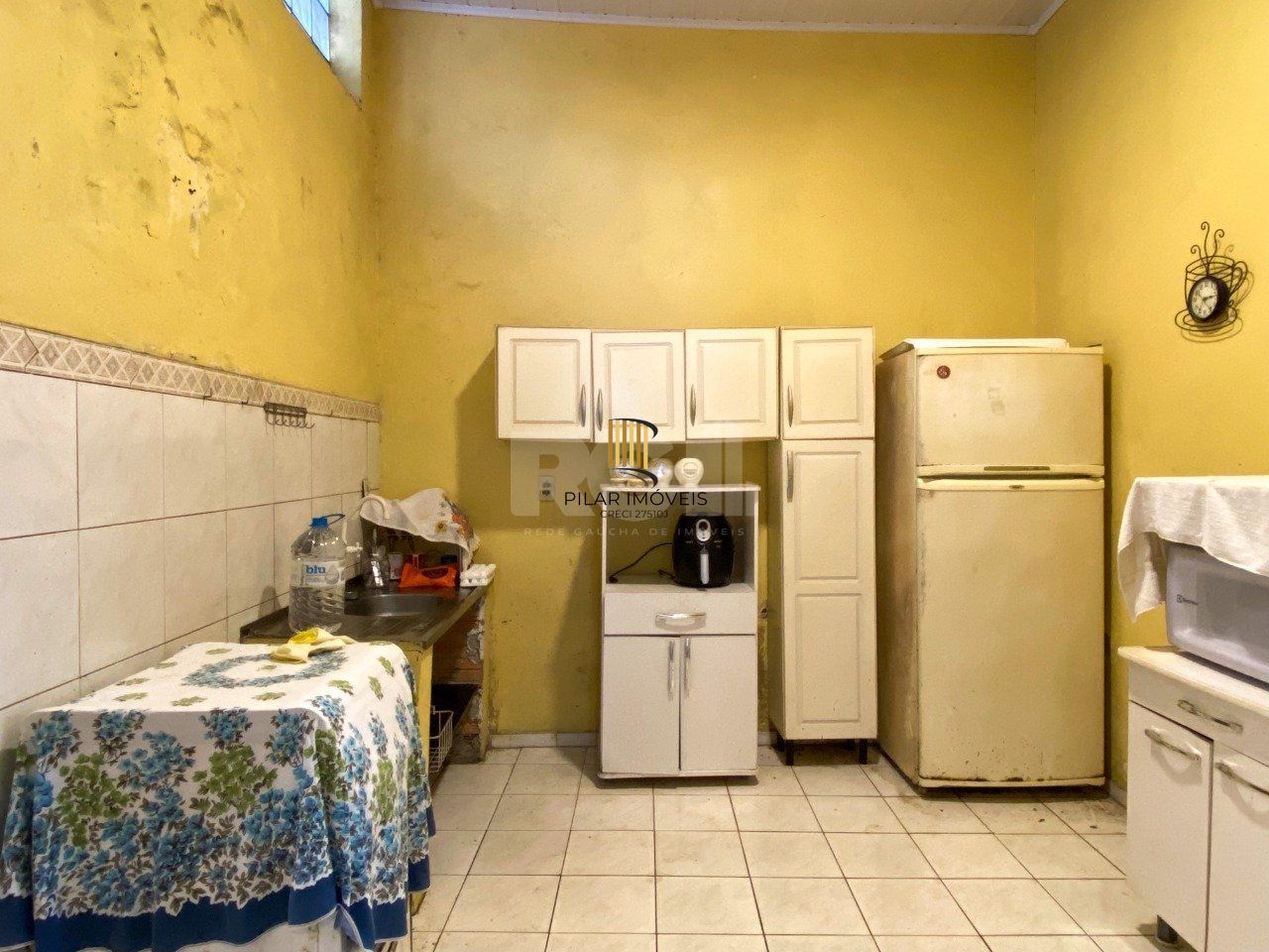 Casa de esquina com 64m², próximo ao Cais Embarcadero