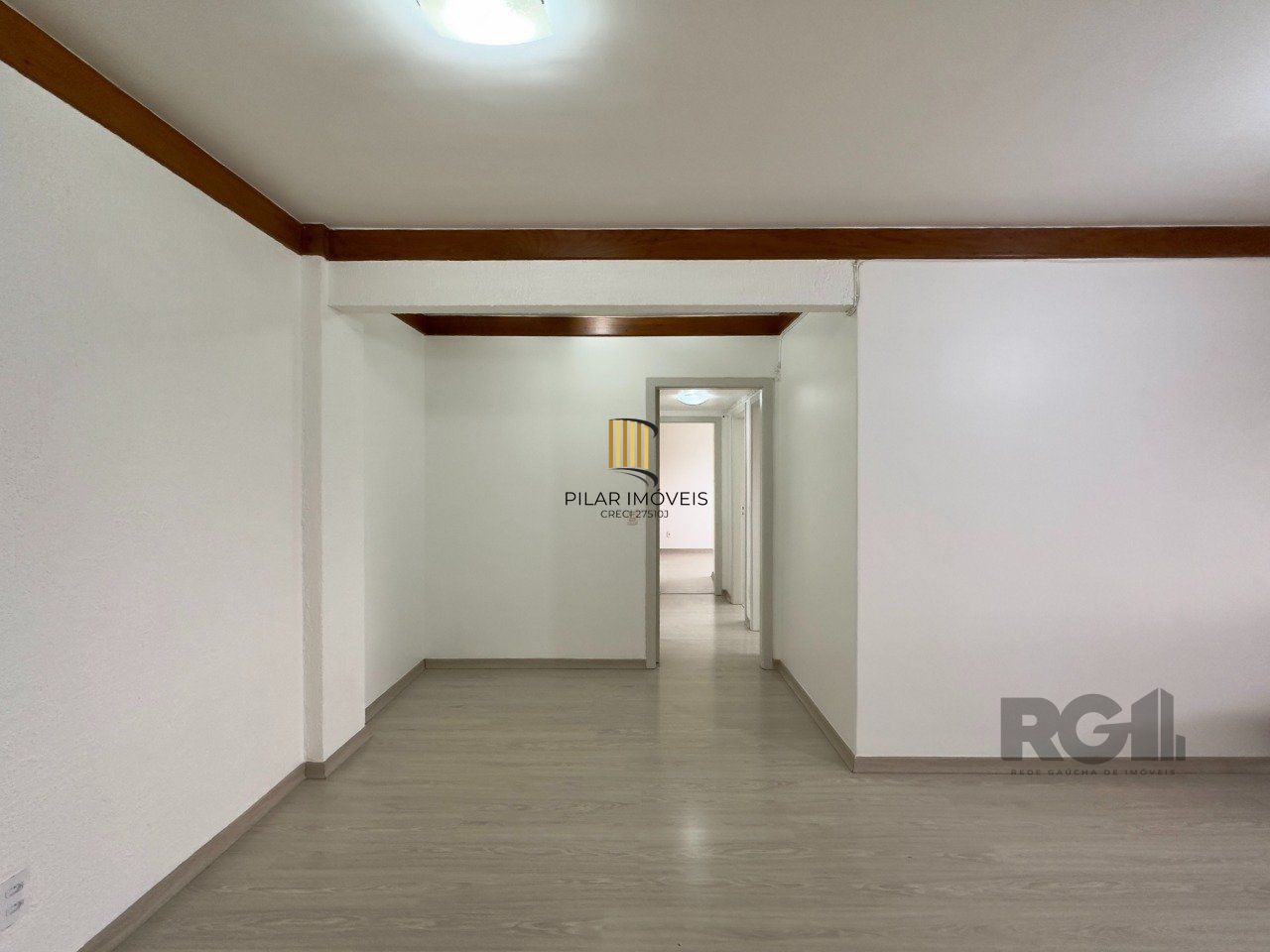 OPORTUNIDADE: APARTAMENTO 3 DORMITÓRIOS COM SUÍTE E VAGA DE GARAGEM NO MENINO DEUS