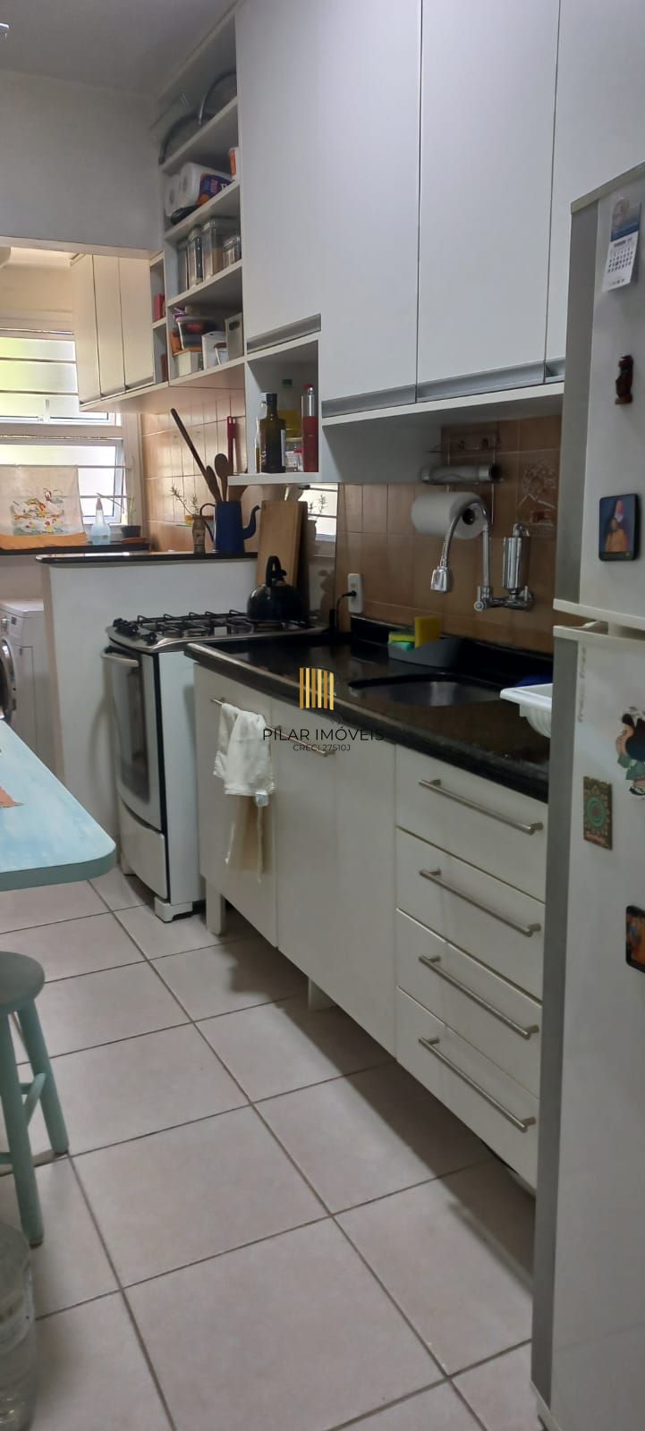 Apartamento de 2 dormitórios com garagem e sacada - Pilar Imóveis